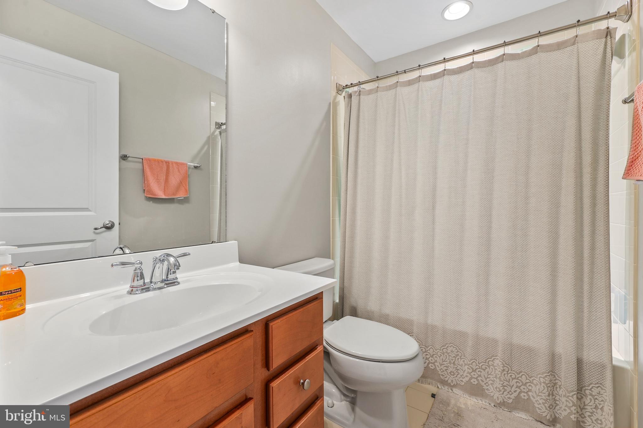HEATHCOTE COMMONS - Residential