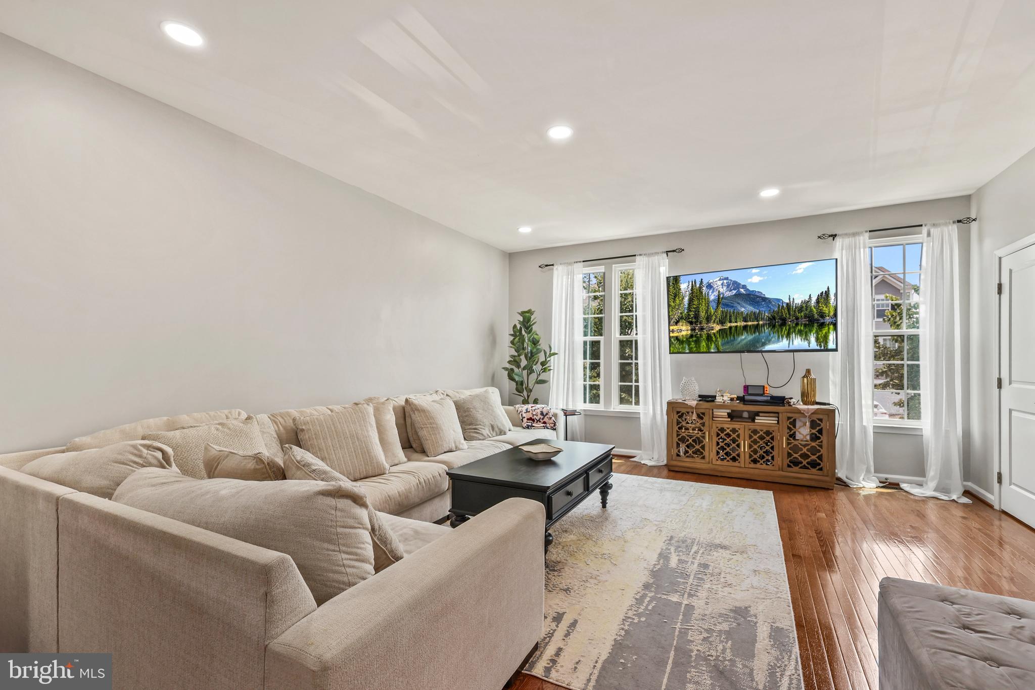 HEATHCOTE COMMONS - Residential