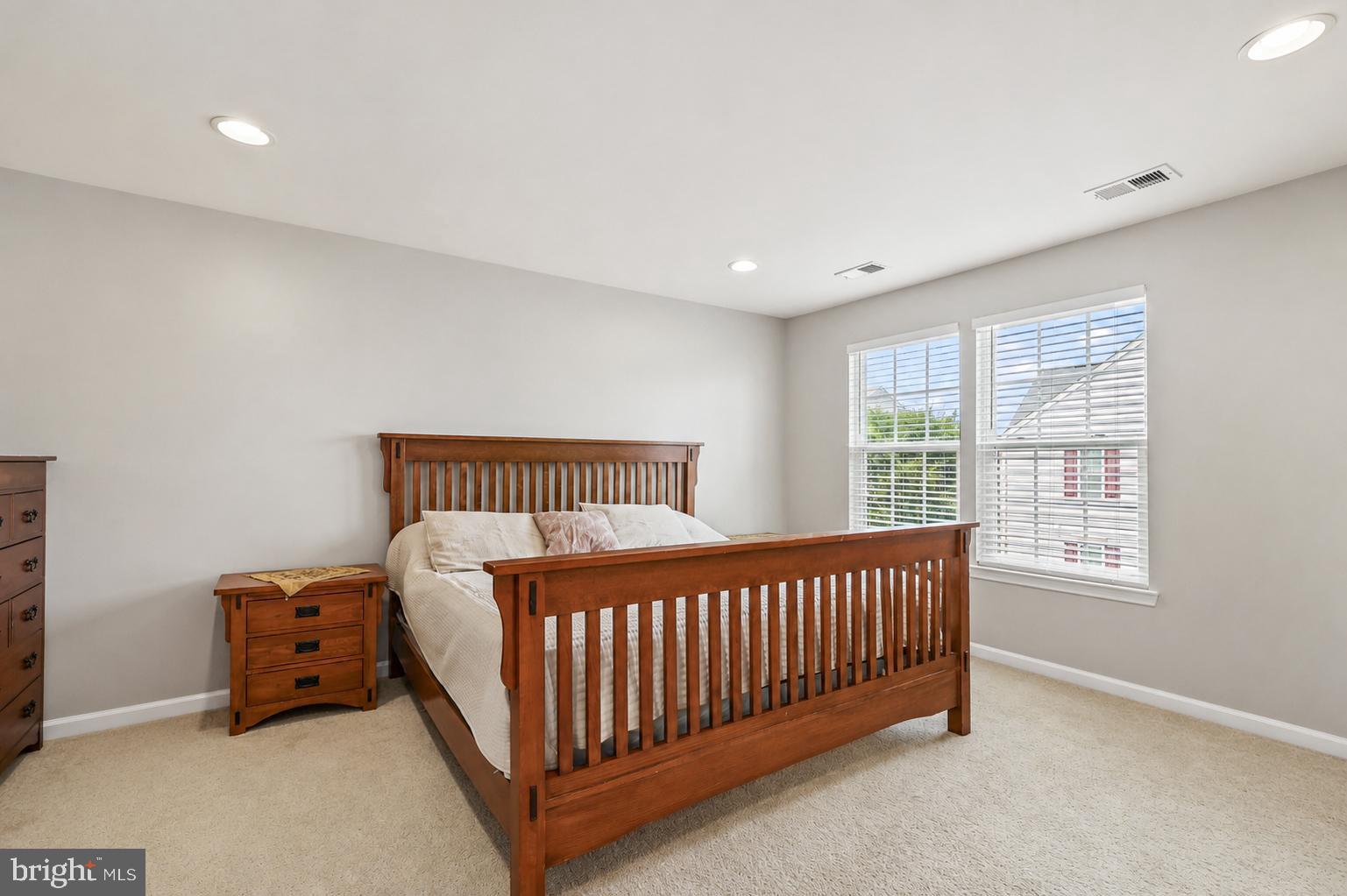 HEATHCOTE COMMONS - Residential