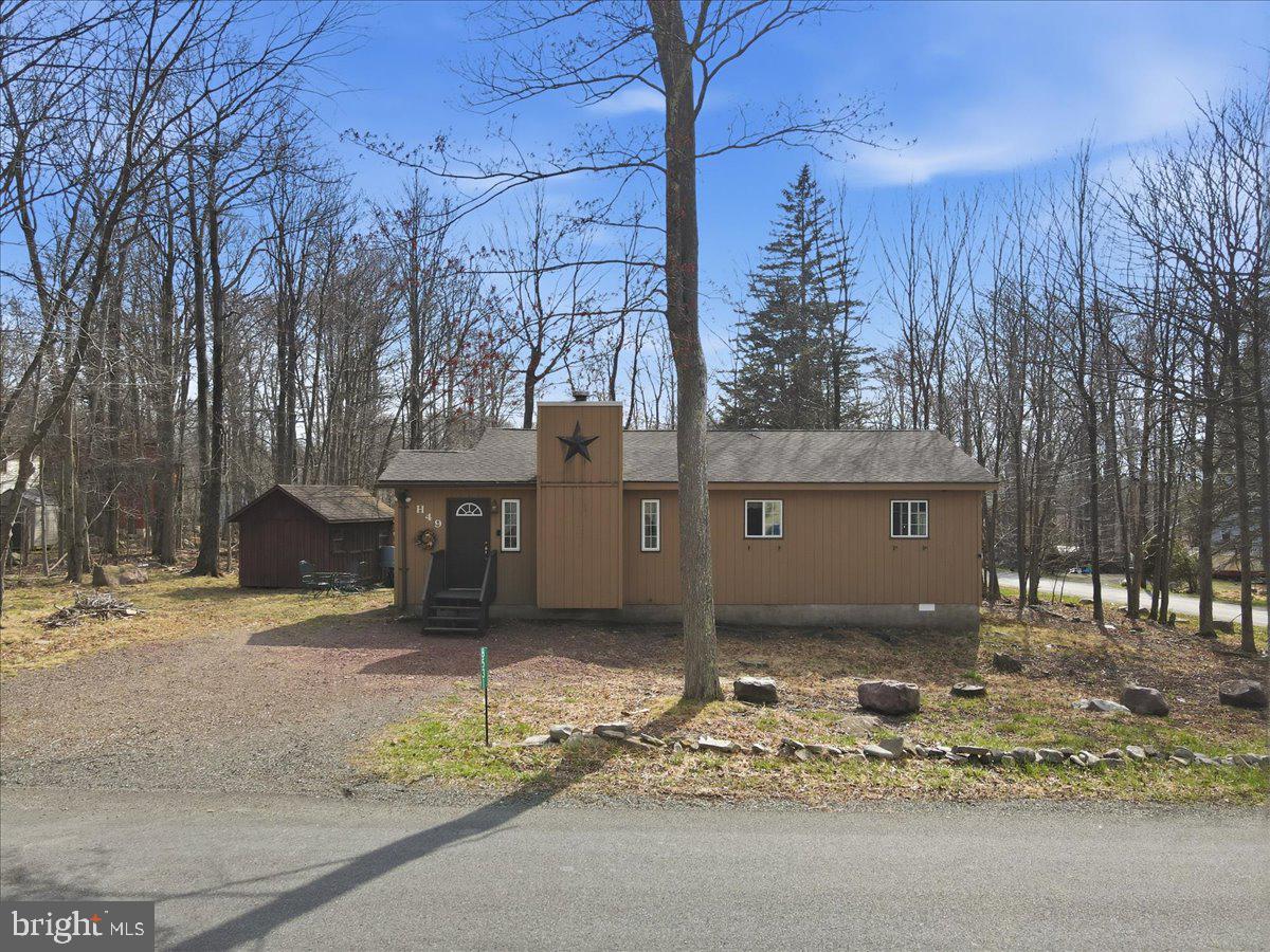 POCONO COUNTRY PLACE - Residential