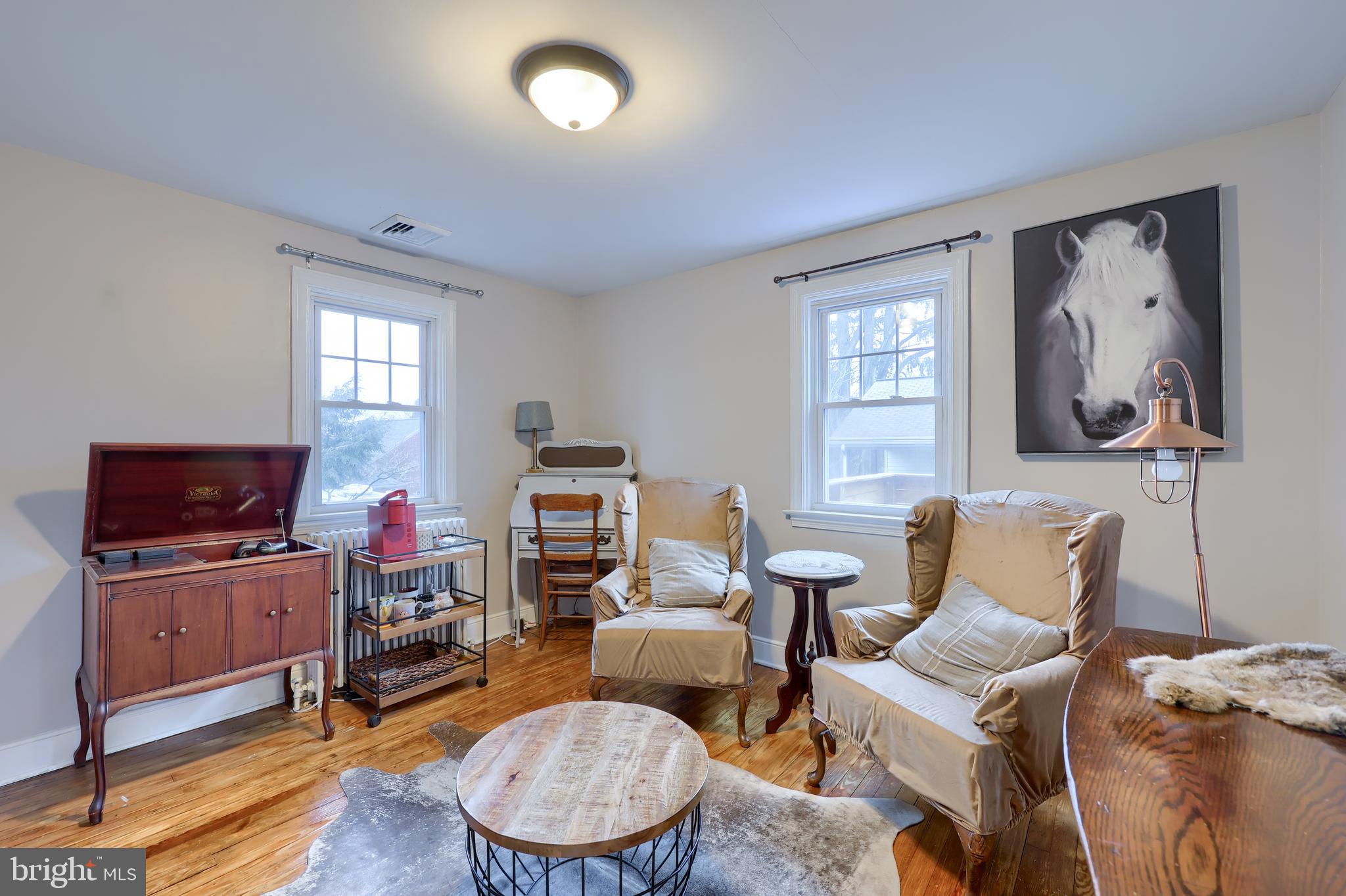 ELIZABETHTOWN BOROUGH - Residential