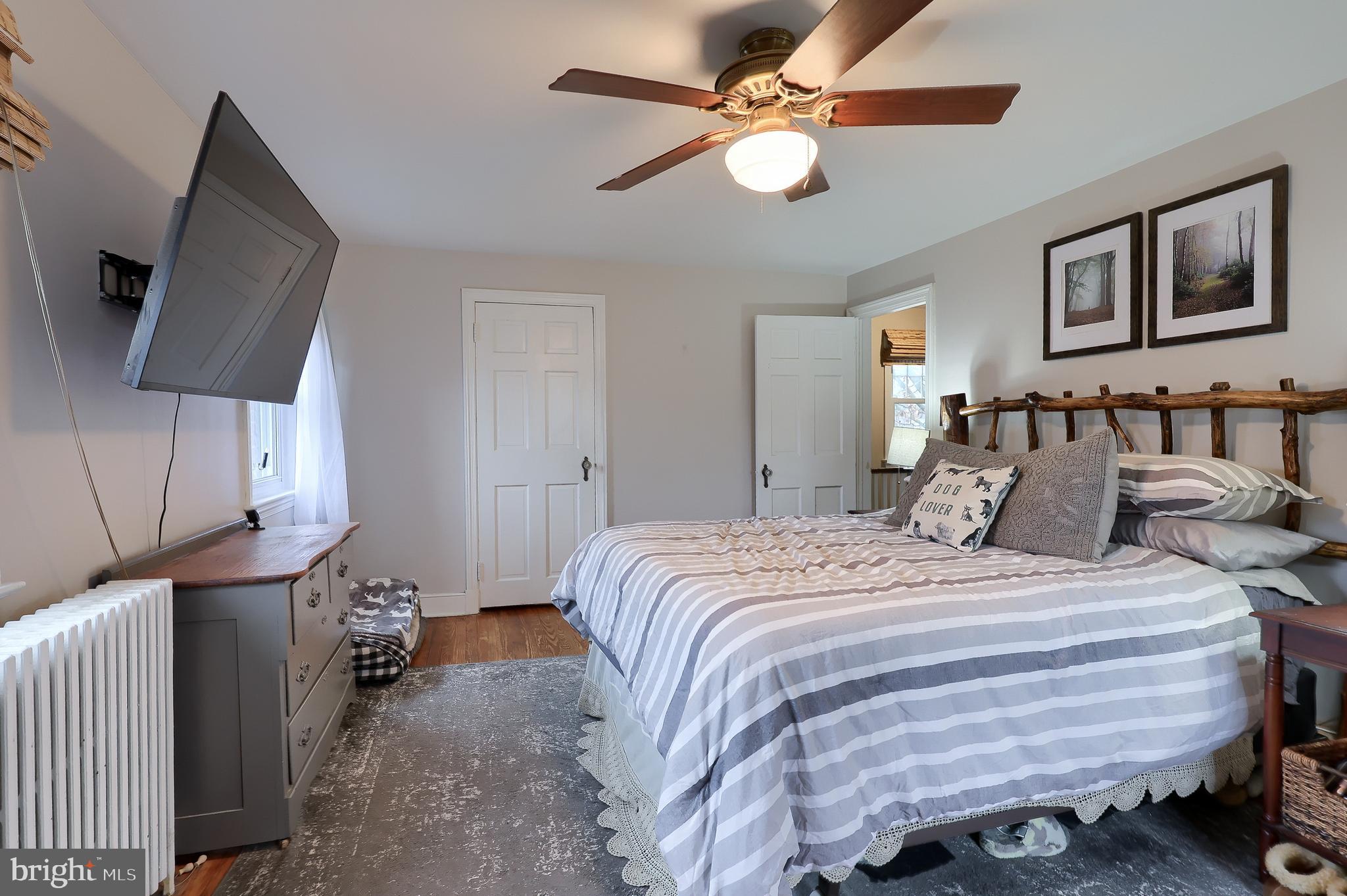 ELIZABETHTOWN BOROUGH - Residential