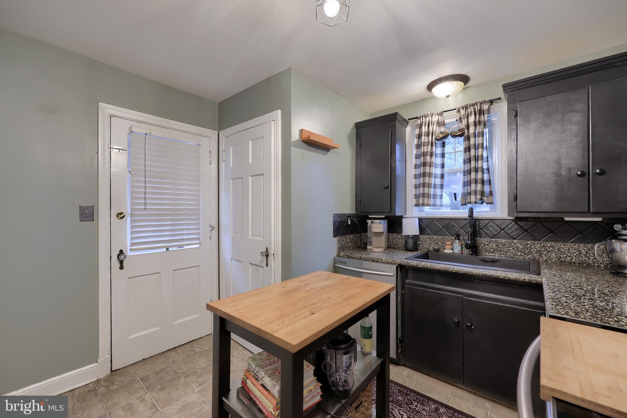ELIZABETHTOWN BOROUGH - Residential
