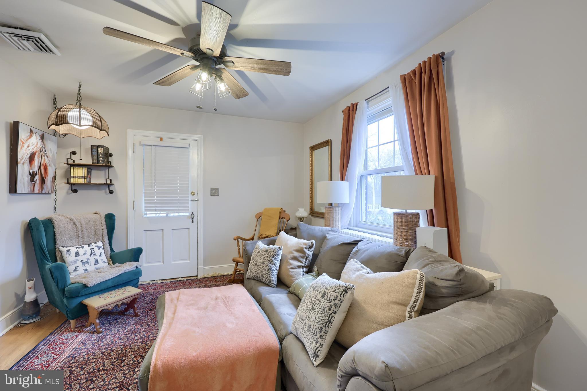 ELIZABETHTOWN BOROUGH - Residential