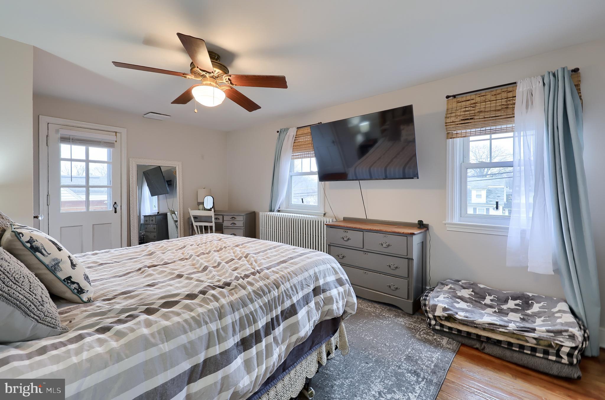 ELIZABETHTOWN BOROUGH - Residential