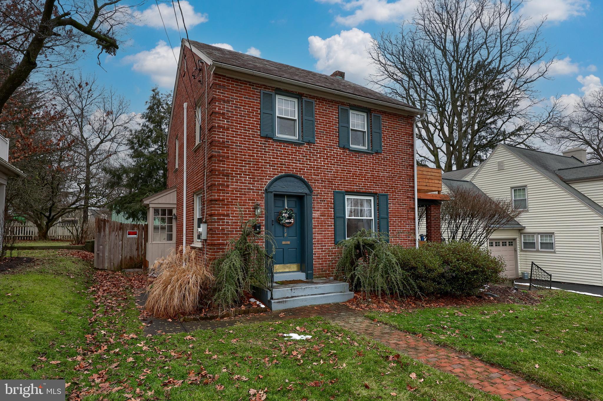 ELIZABETHTOWN BOROUGH - Residential