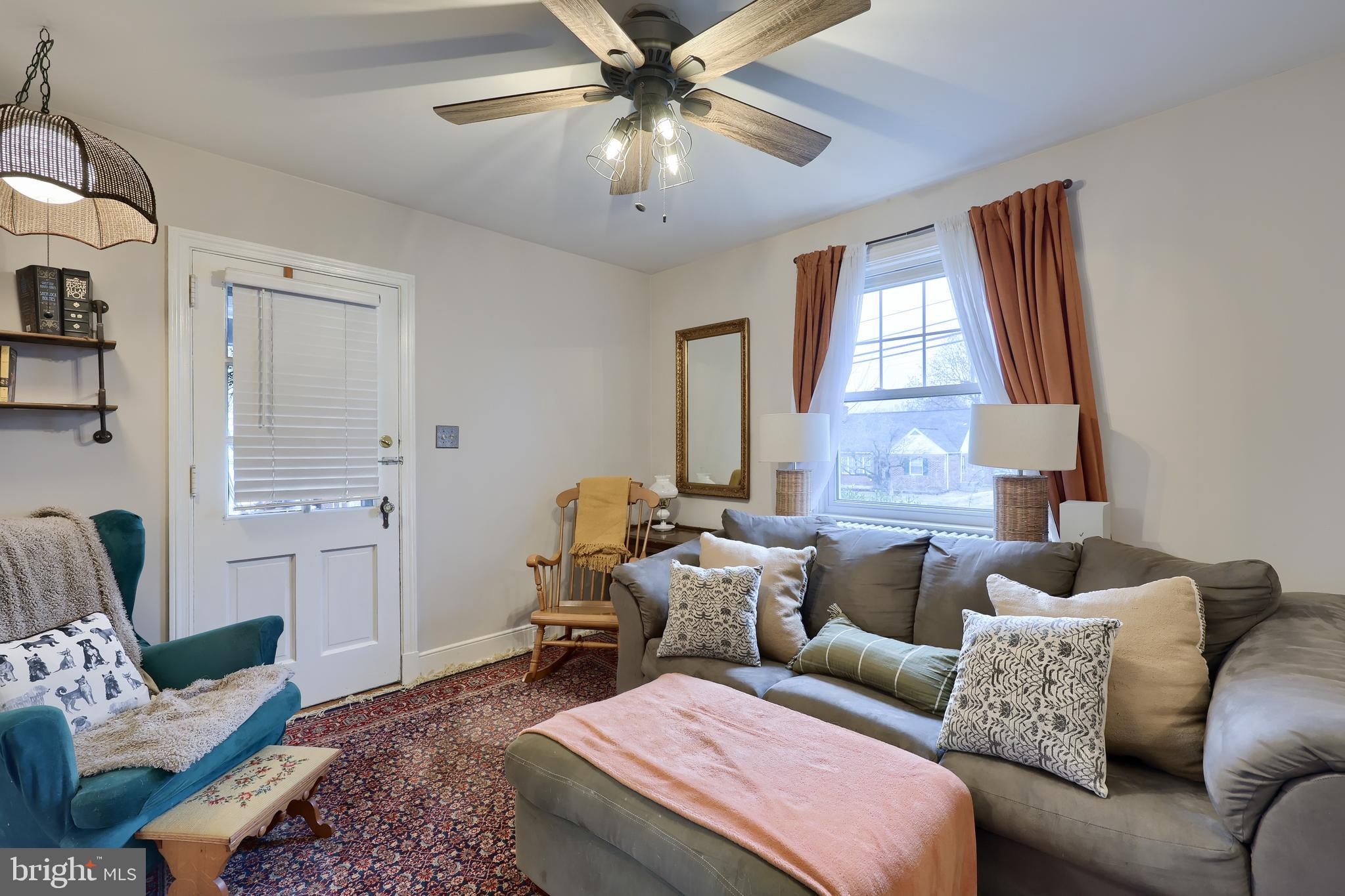 ELIZABETHTOWN BOROUGH - Residential