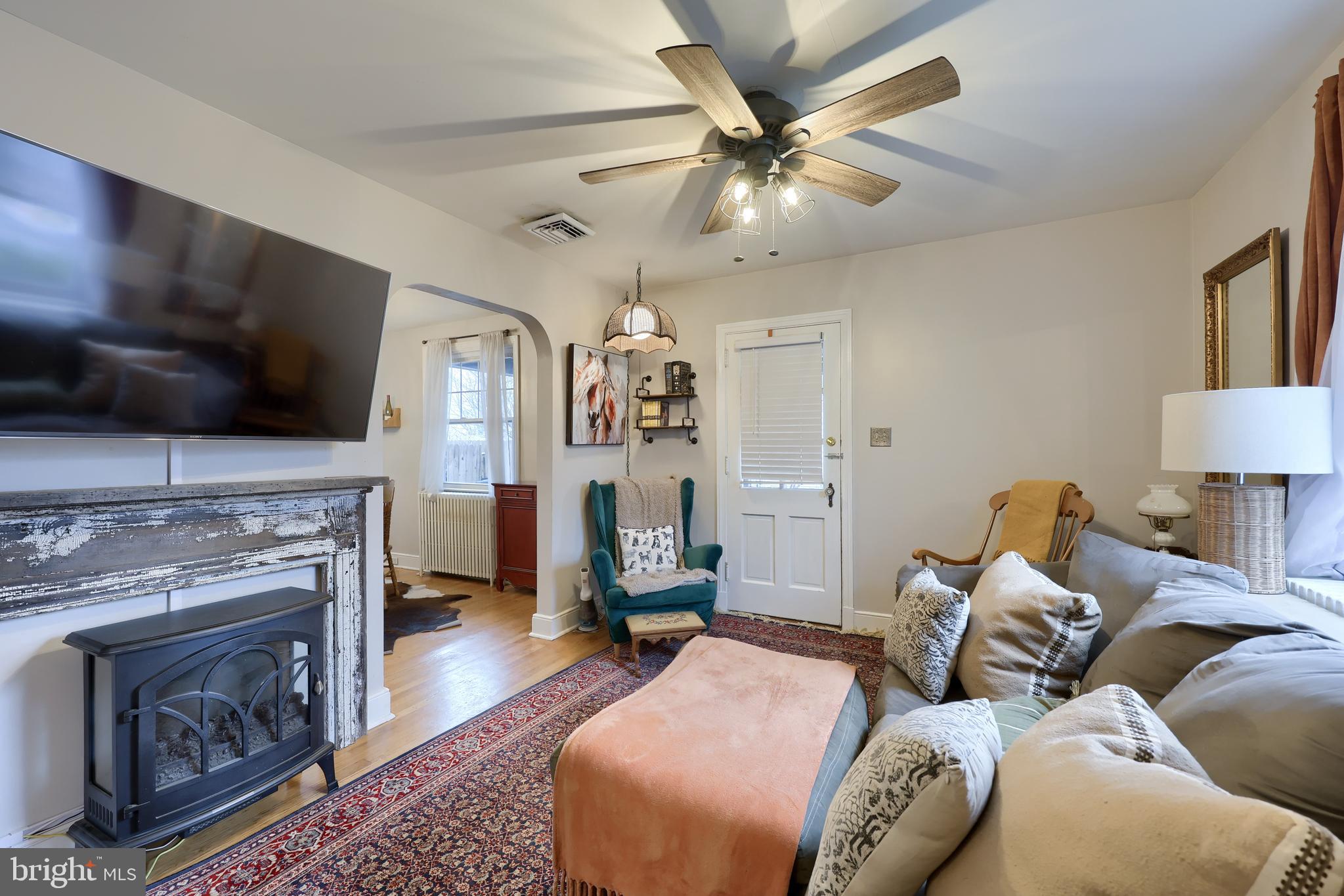 ELIZABETHTOWN BOROUGH - Residential
