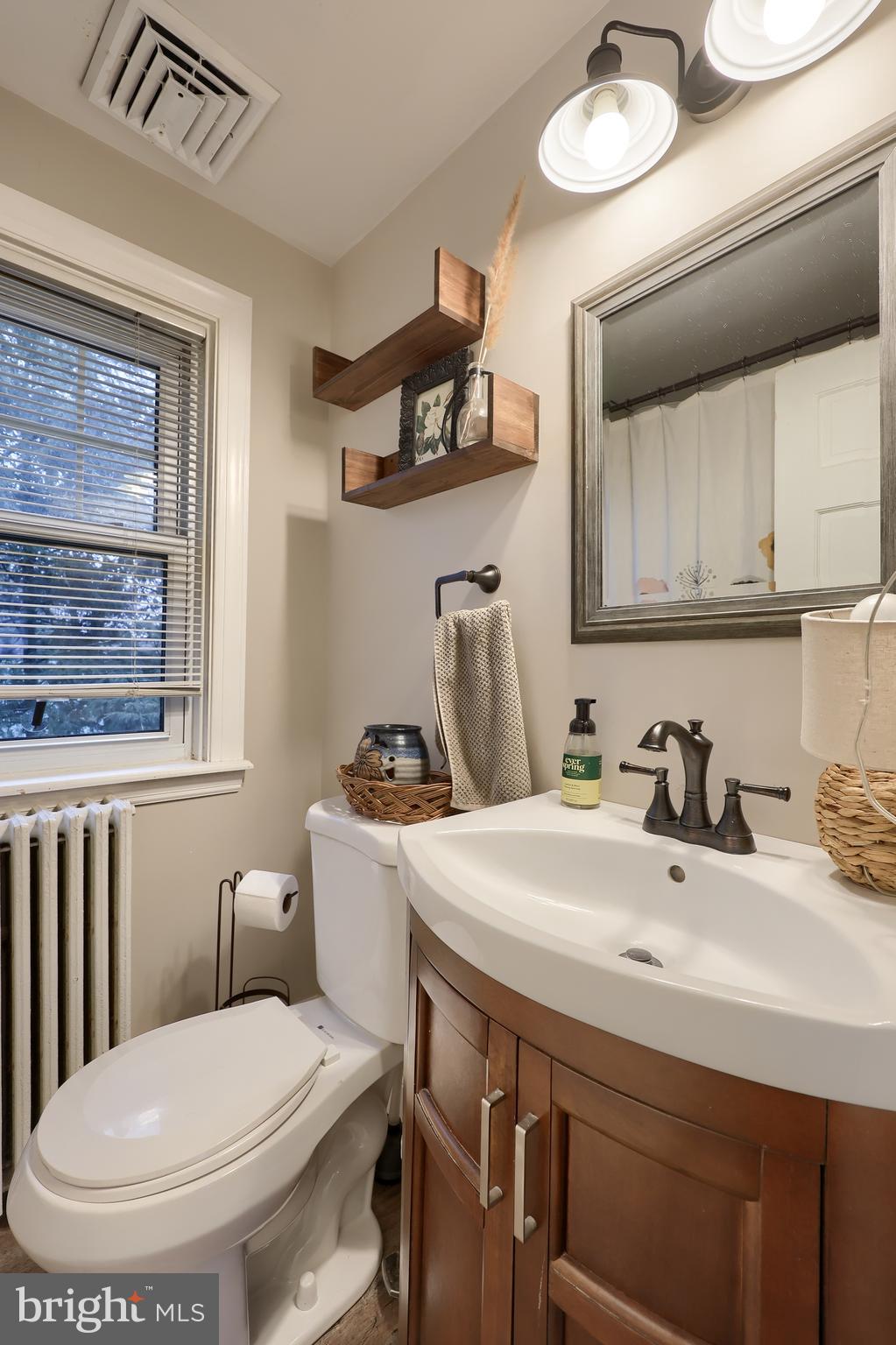 ELIZABETHTOWN BOROUGH - Residential