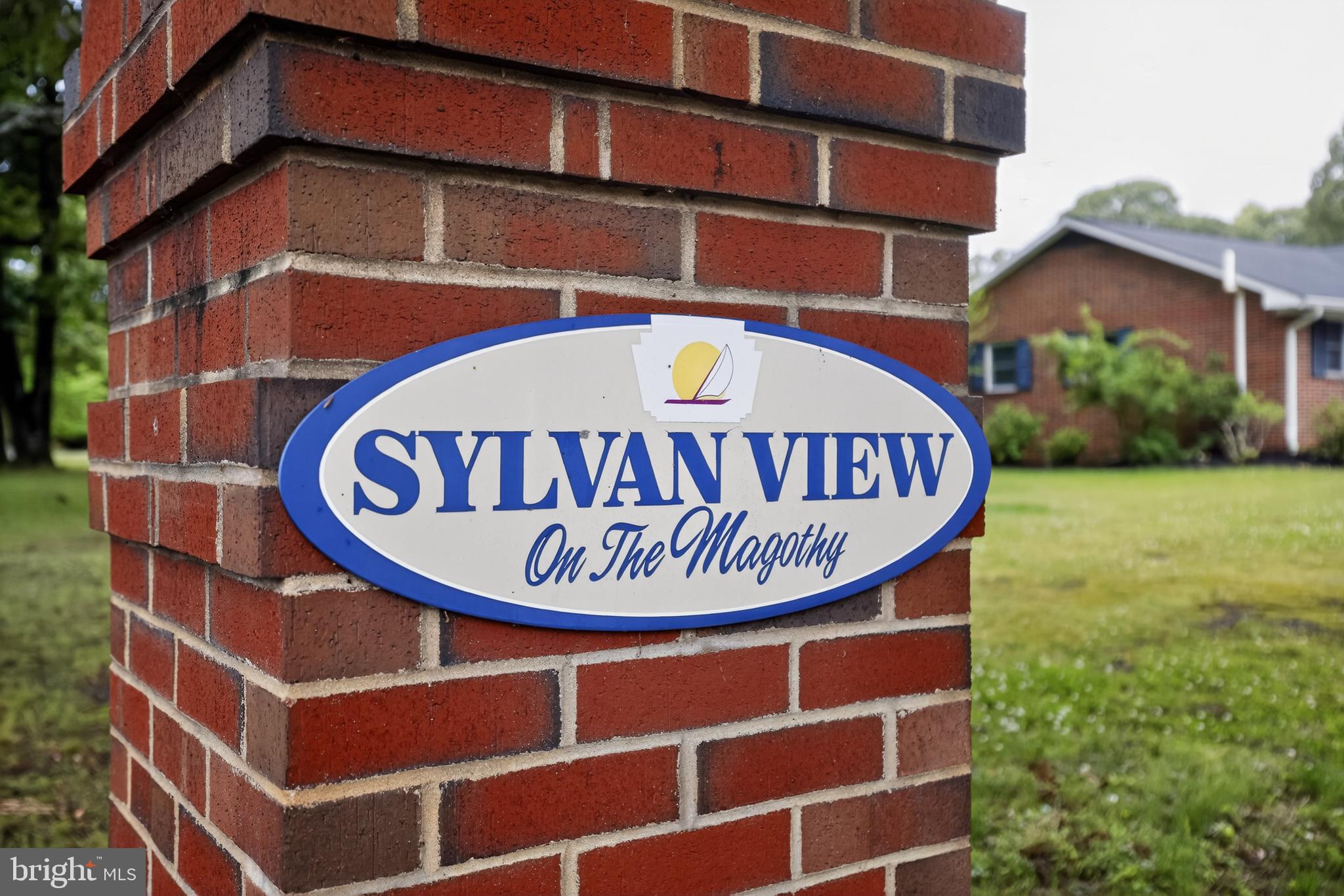 SYLVAN VIEW ON MAGOTHY - Residential