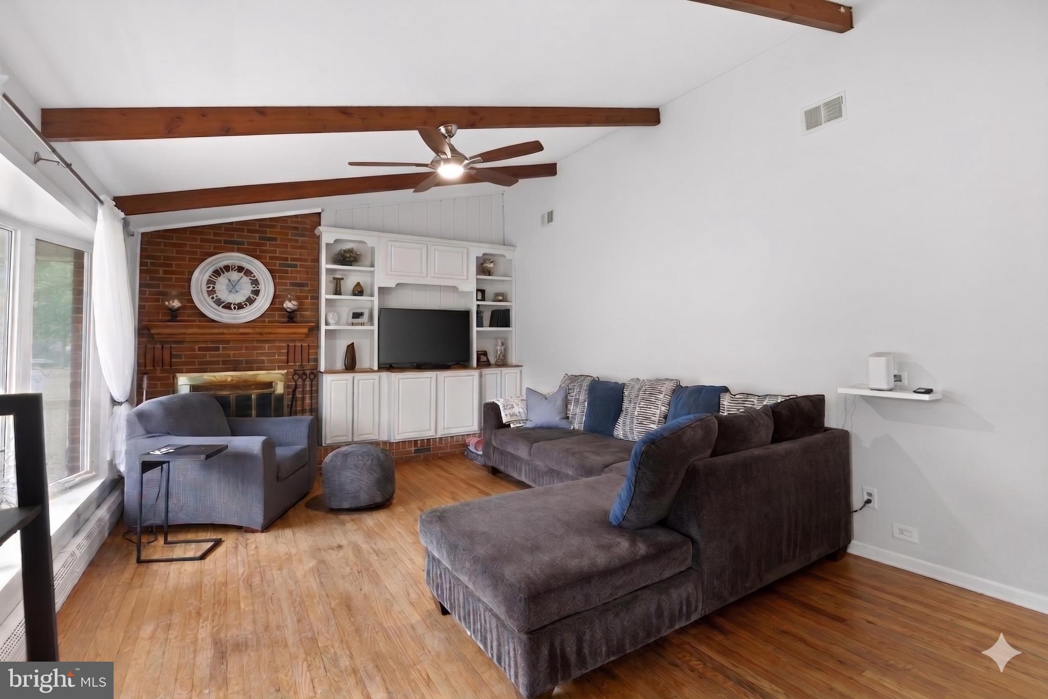 SYLVAN VIEW ON MAGOTHY - Residential