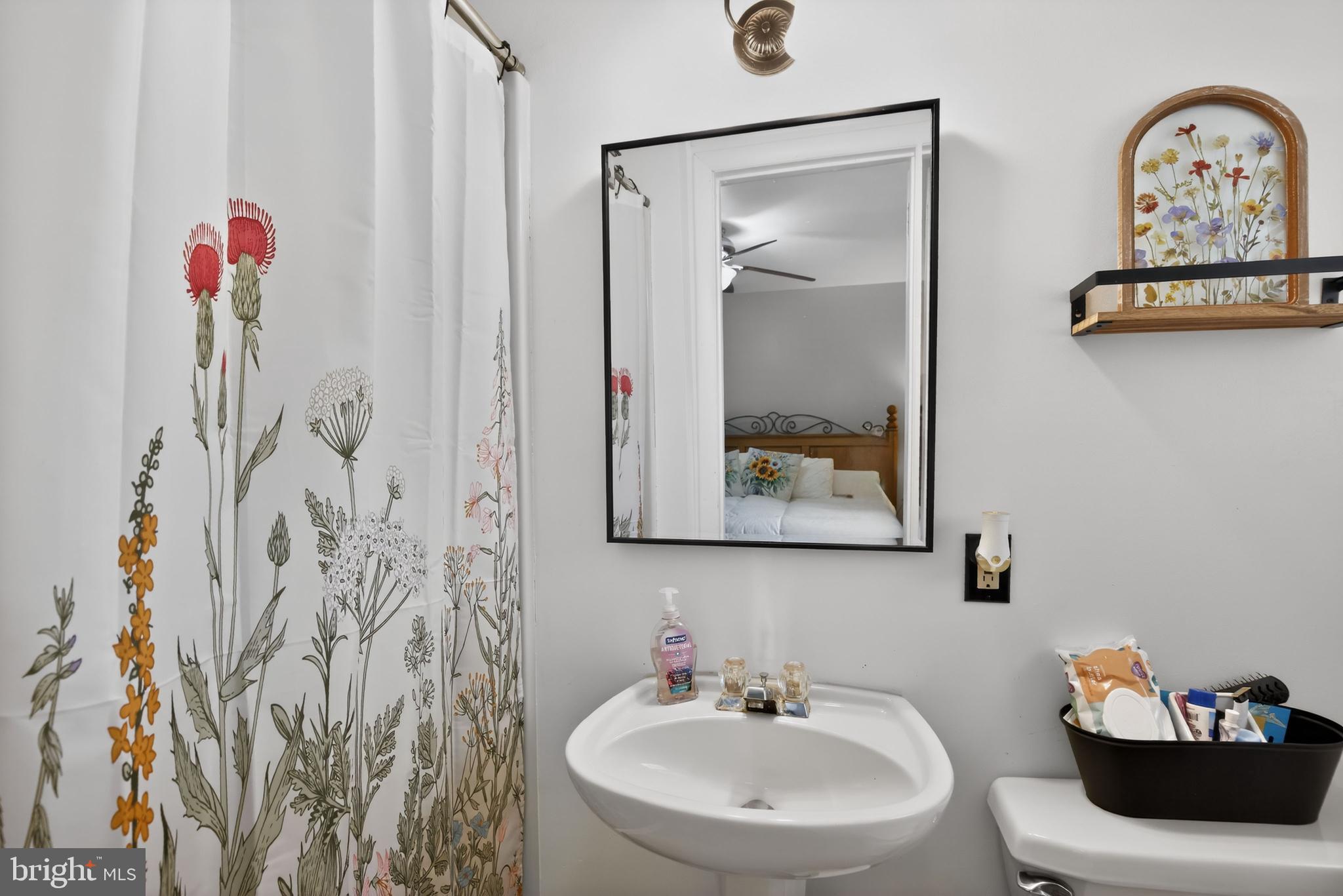 SYLVAN VIEW ON MAGOTHY - Residential