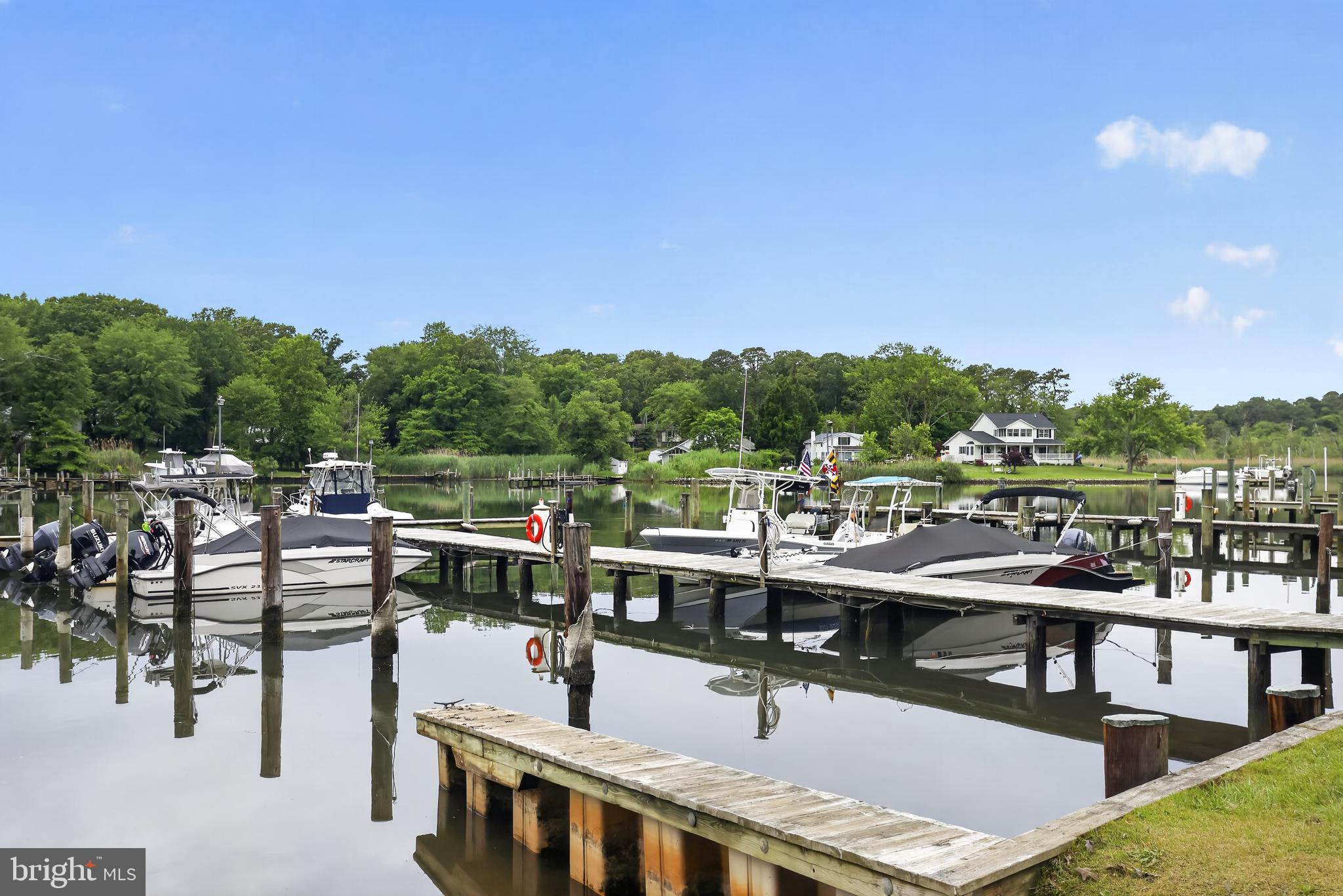 SYLVAN VIEW ON MAGOTHY - Residential