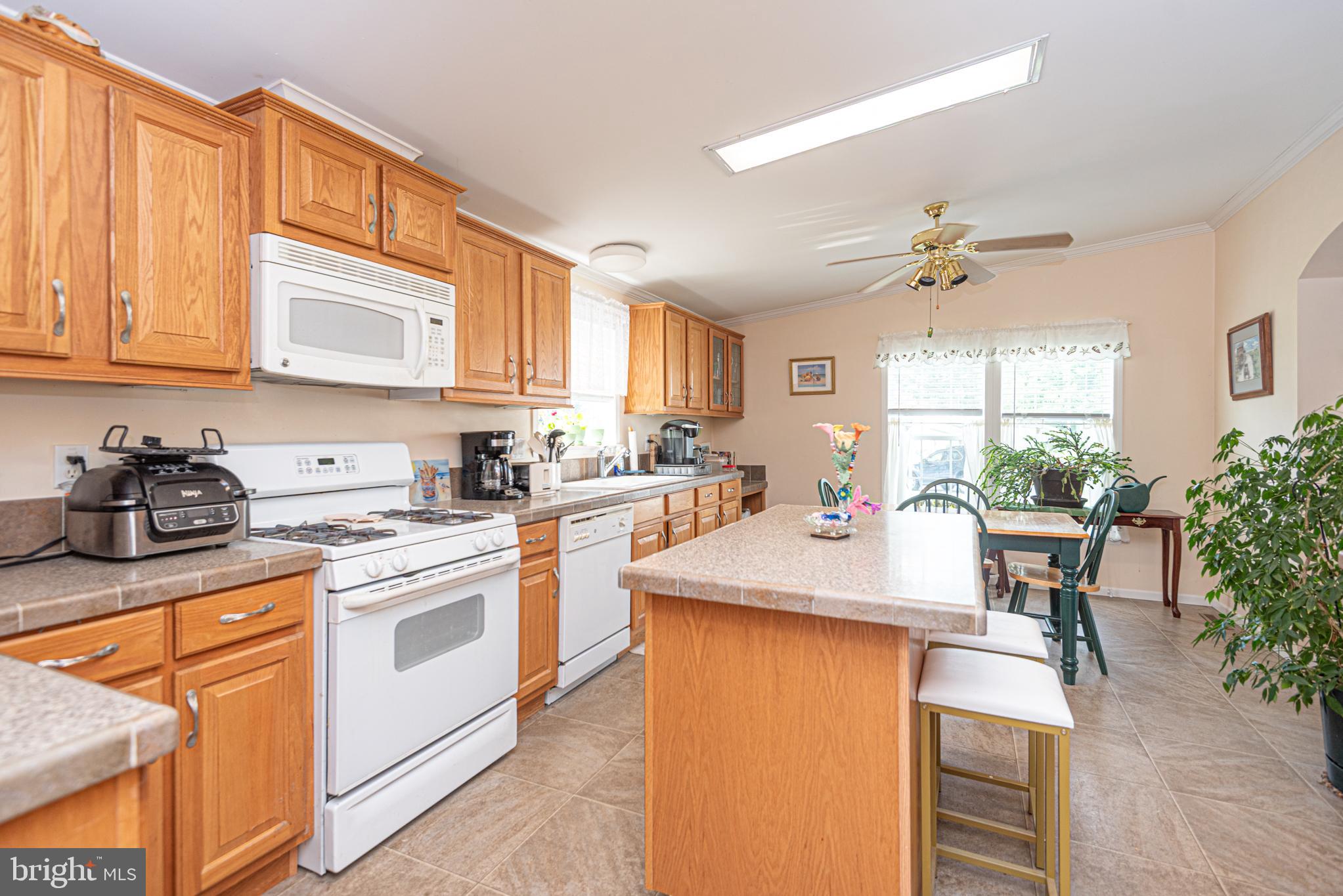 HEBRON WOODS - Residential