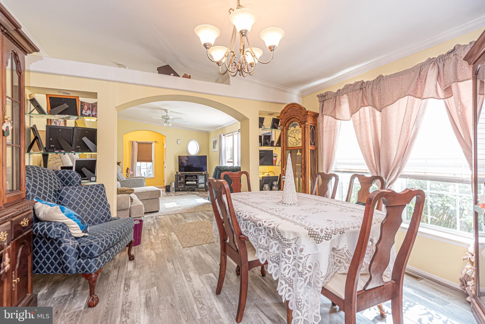 HEBRON WOODS - Residential