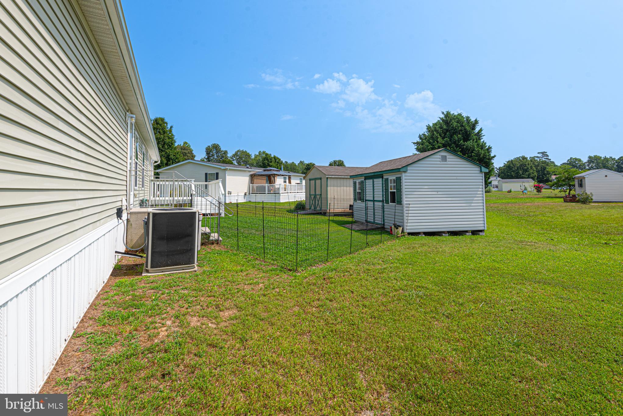 HEBRON WOODS - Residential
