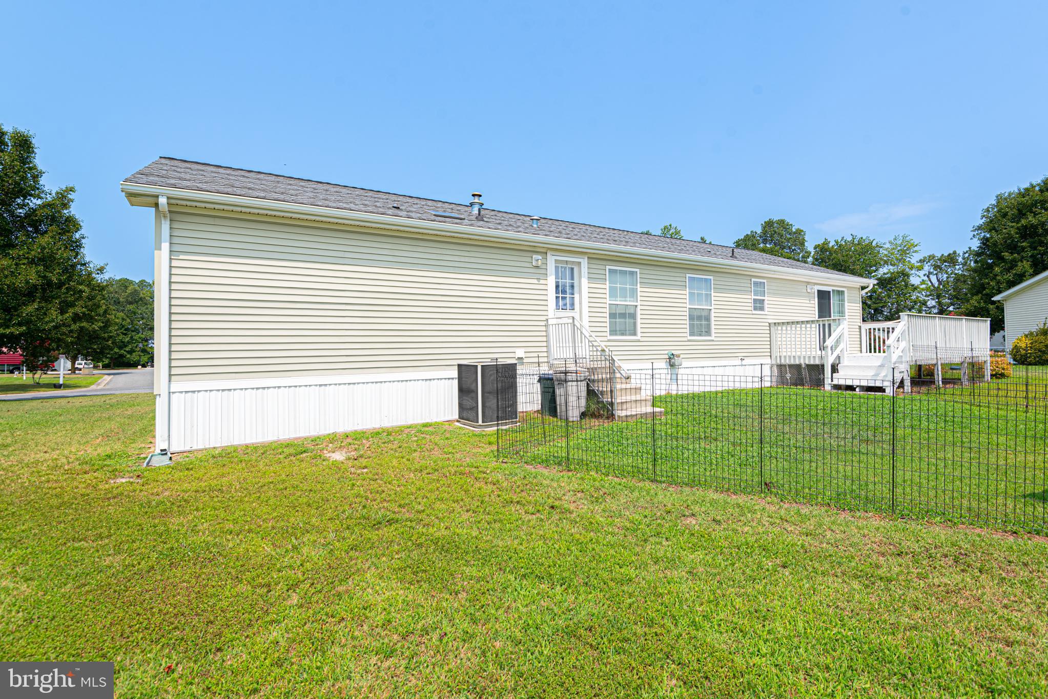 HEBRON WOODS - Residential