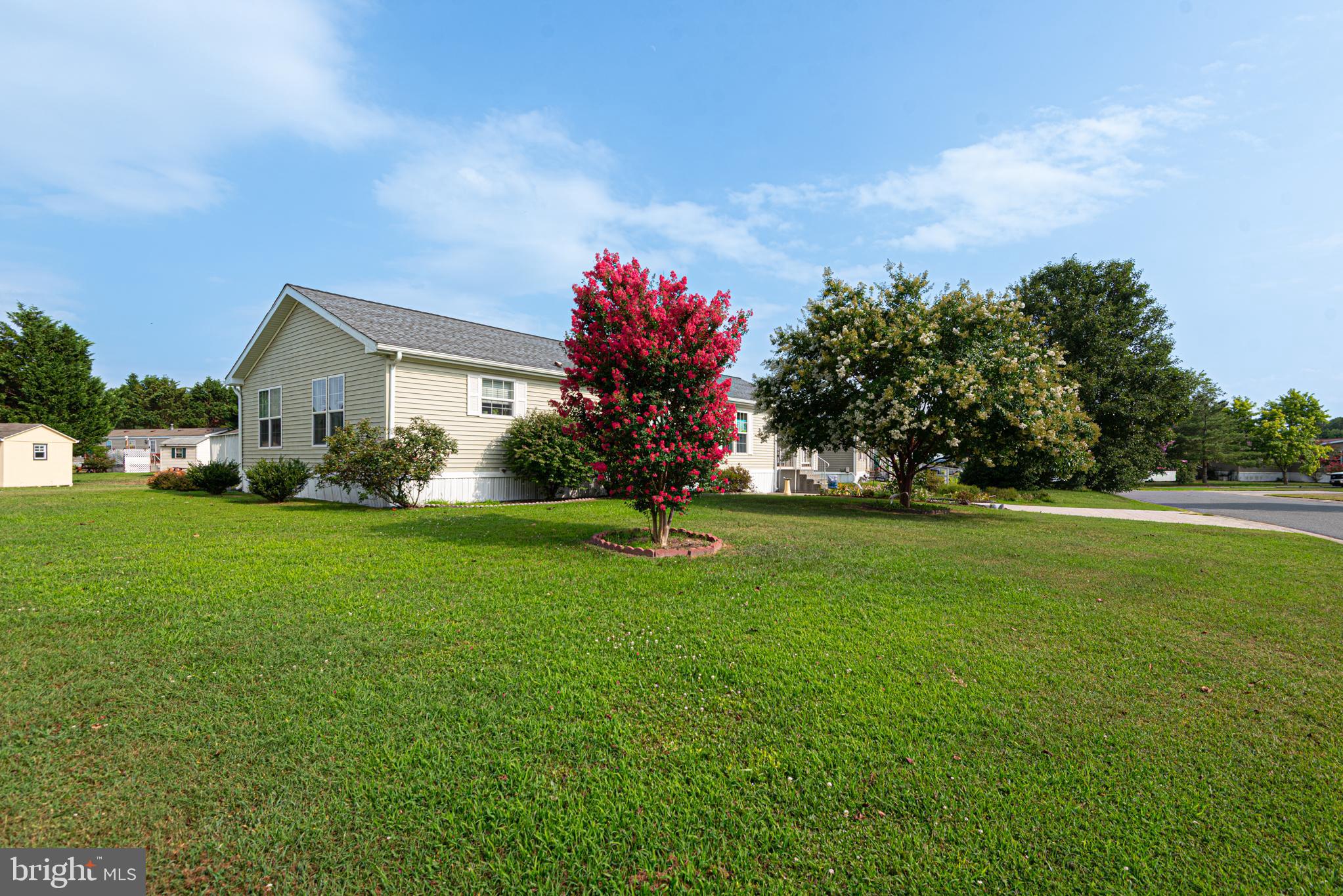 HEBRON WOODS - Residential