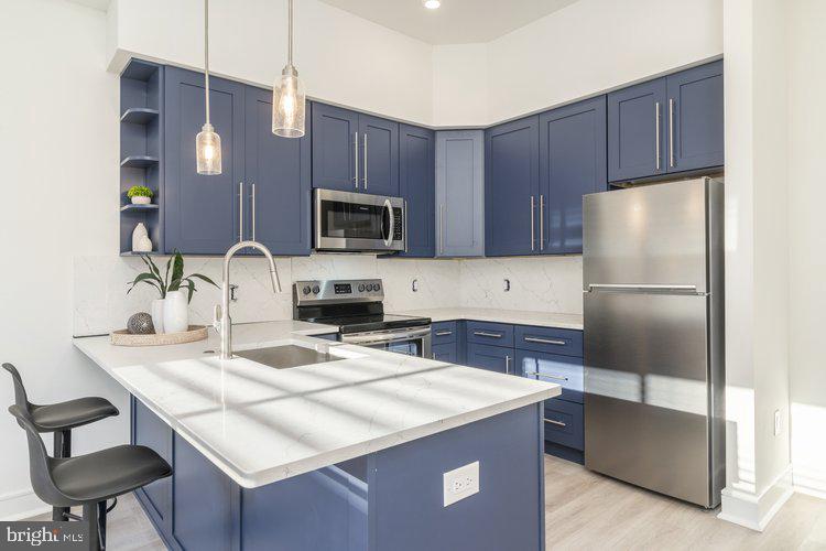 MANAYUNK - Residential Lease