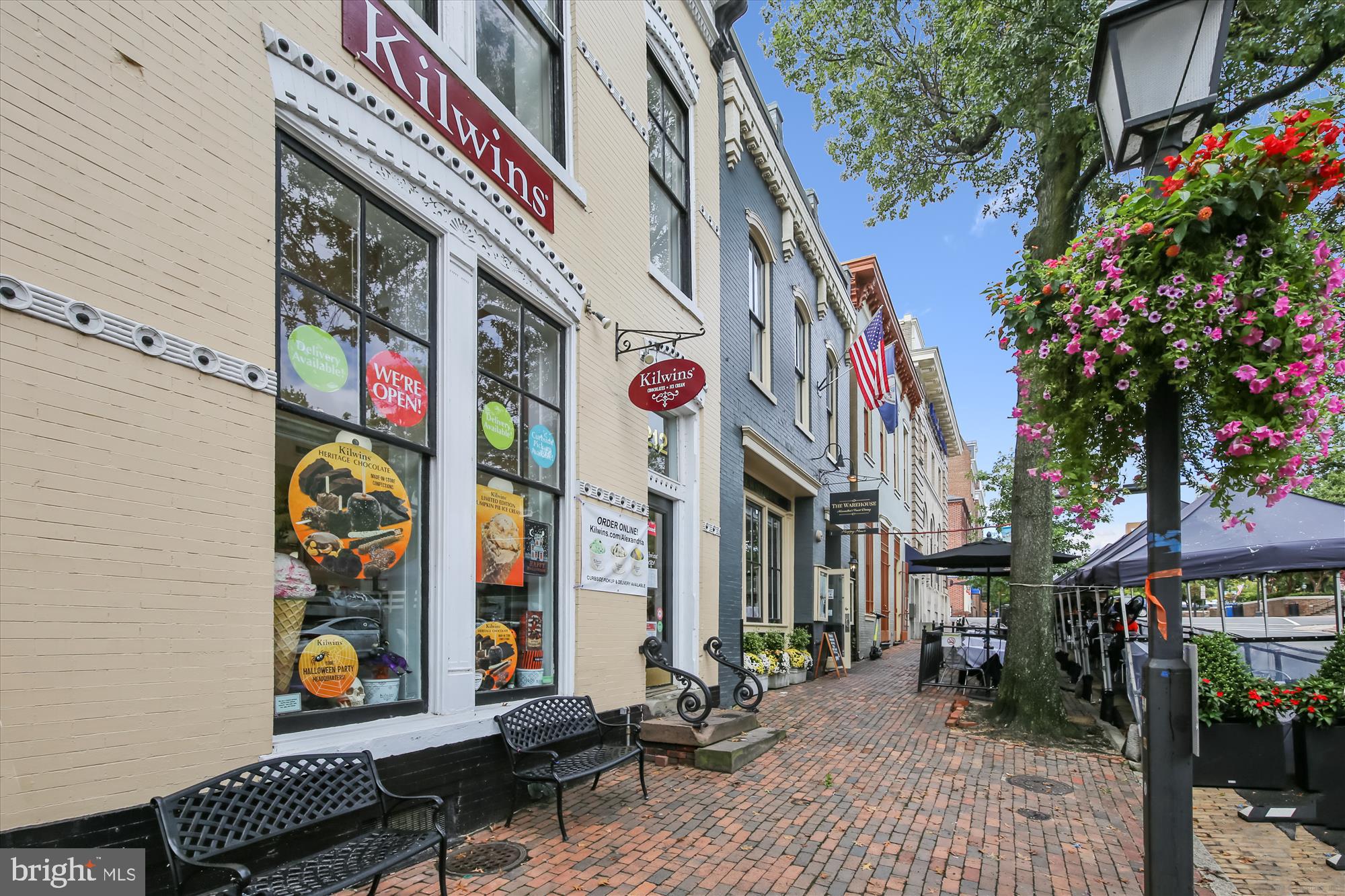 CANAL WAY - Residential Lease