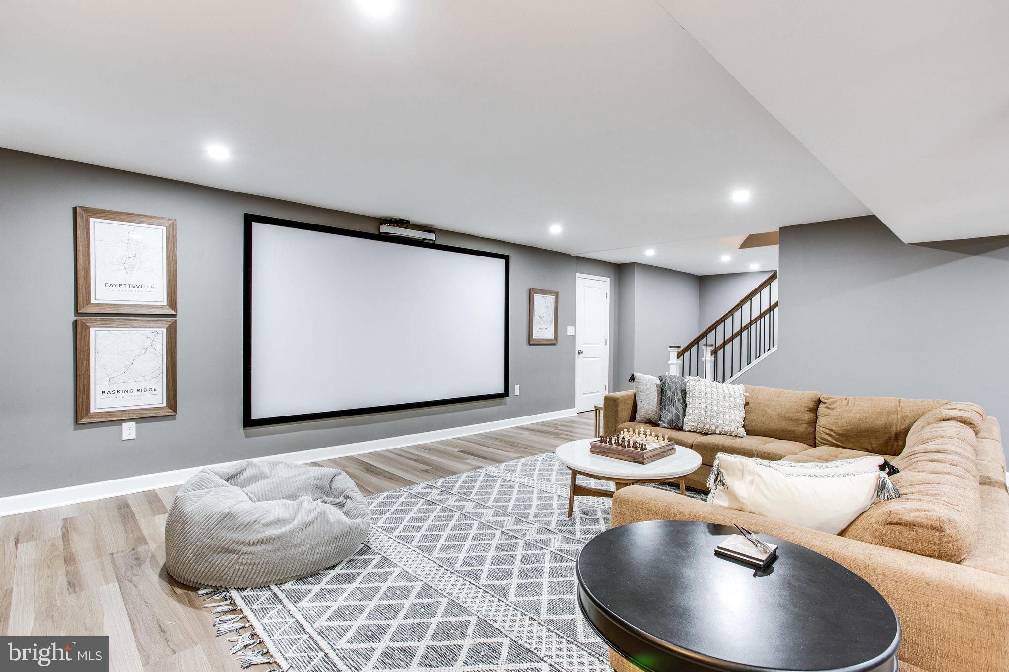CEDARS OF MC LEAN - Residential