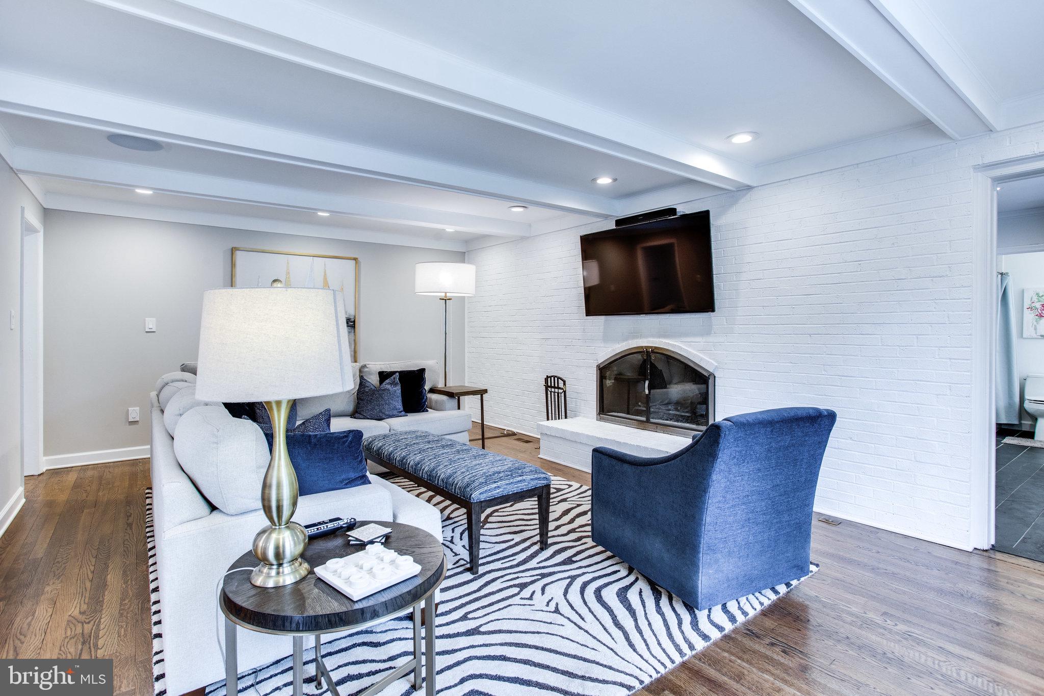 CEDARS OF MC LEAN - Residential