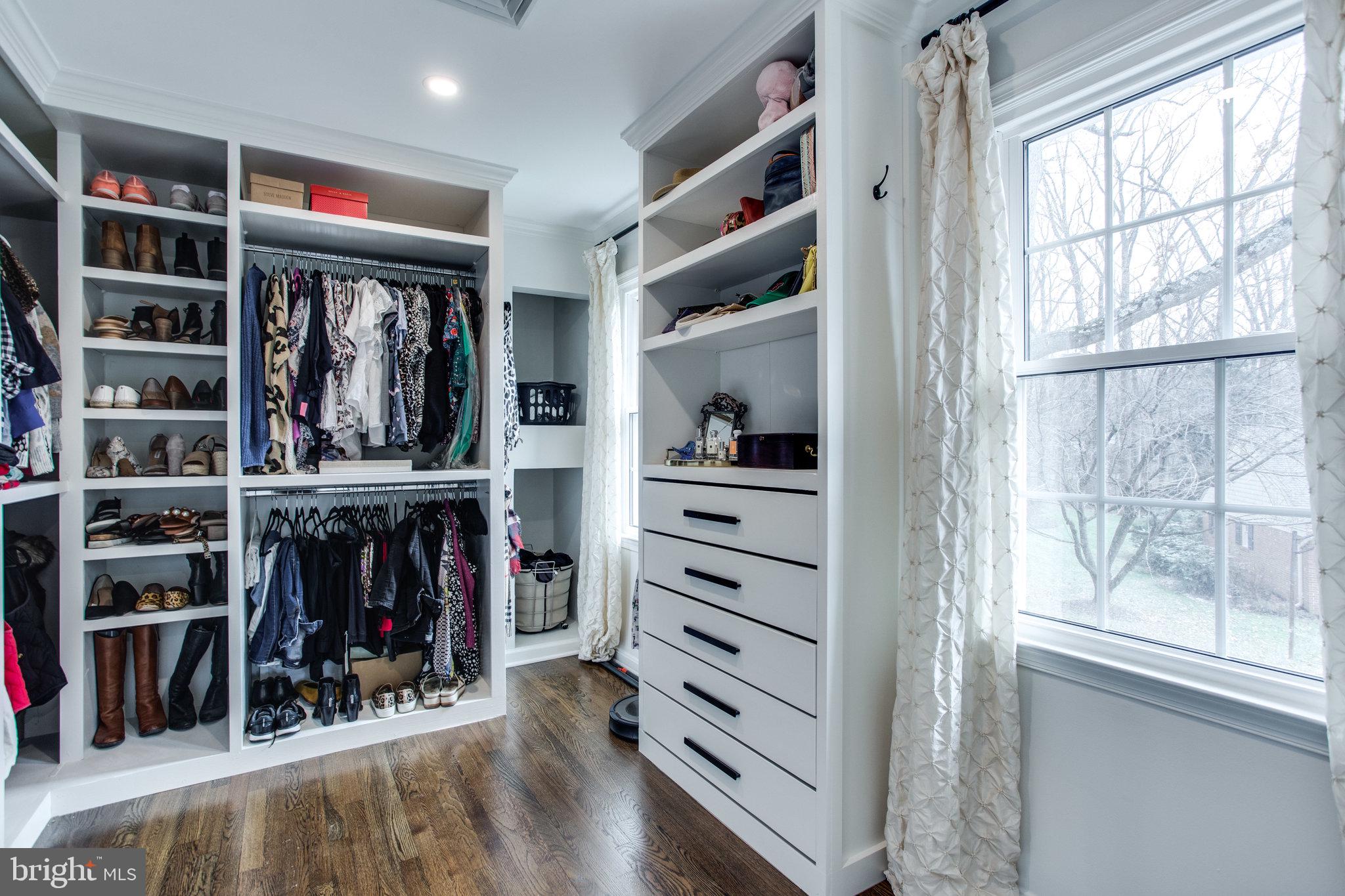 CEDARS OF MC LEAN - Residential
