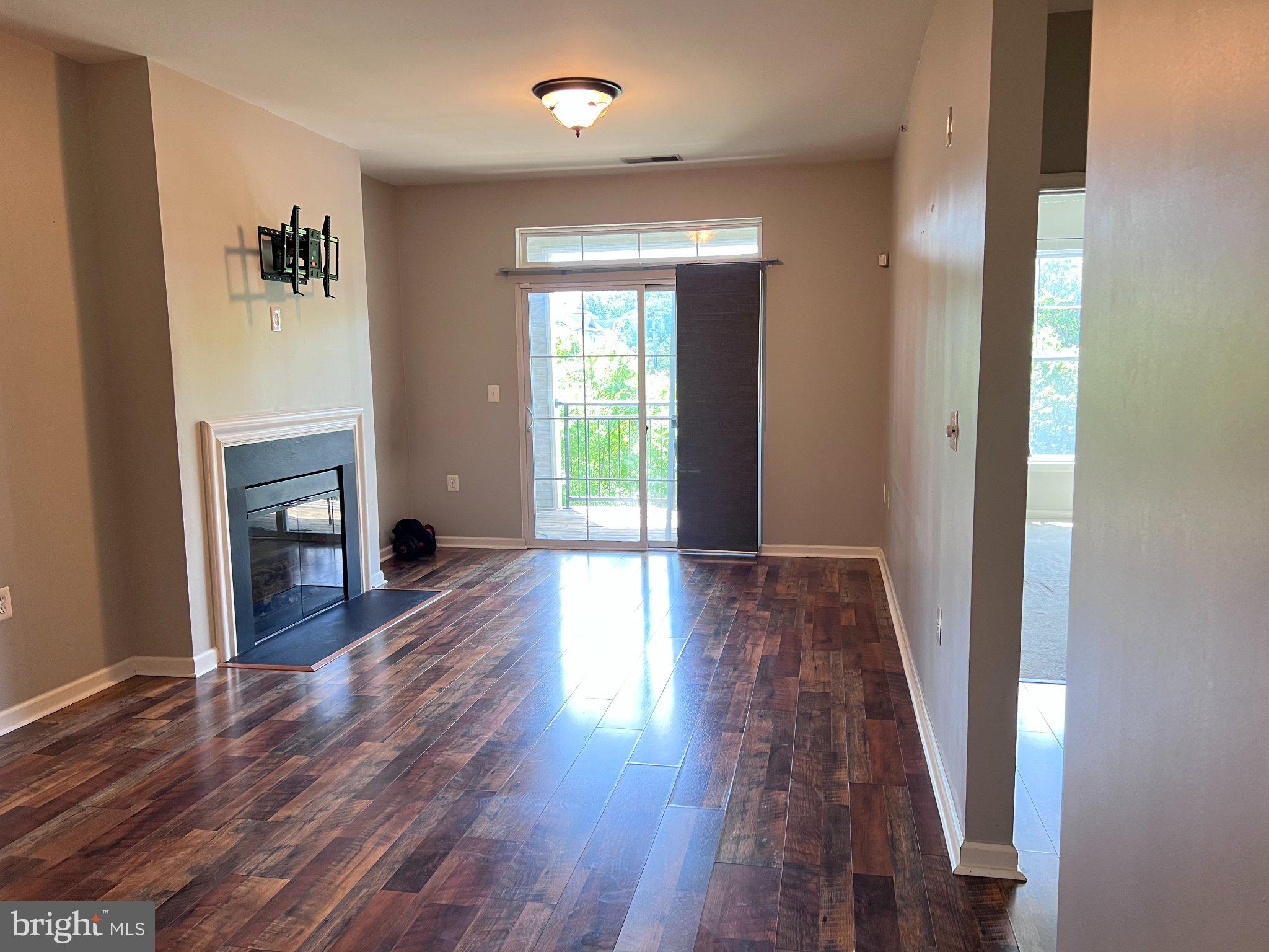 THE ADDISON AT ST PAUL - Residential