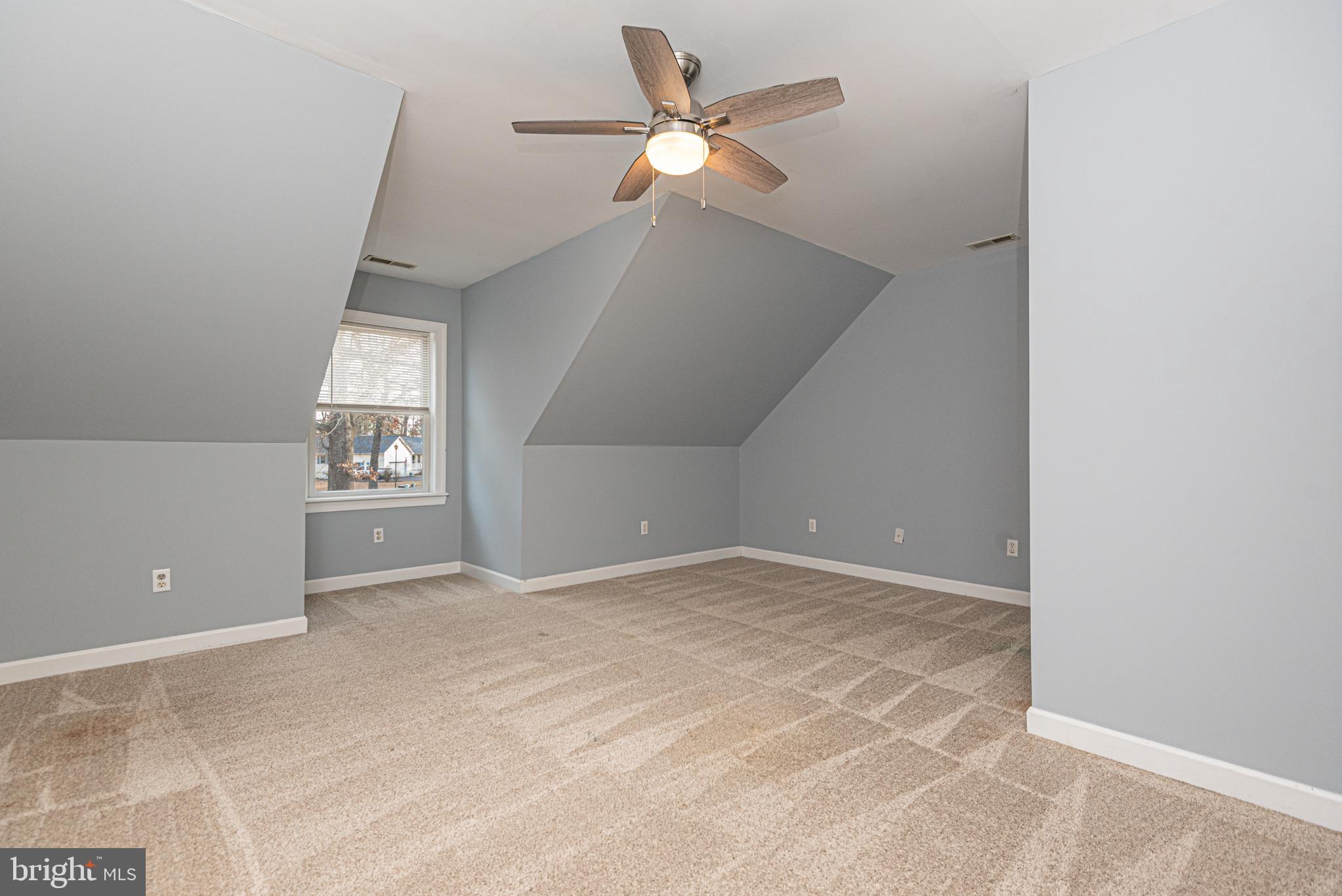 MALLARD CREEK - Residential