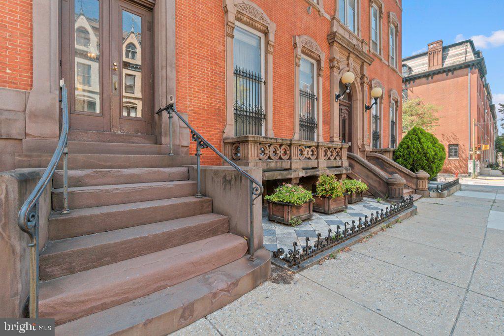 MOUNT VERNON - Residential
