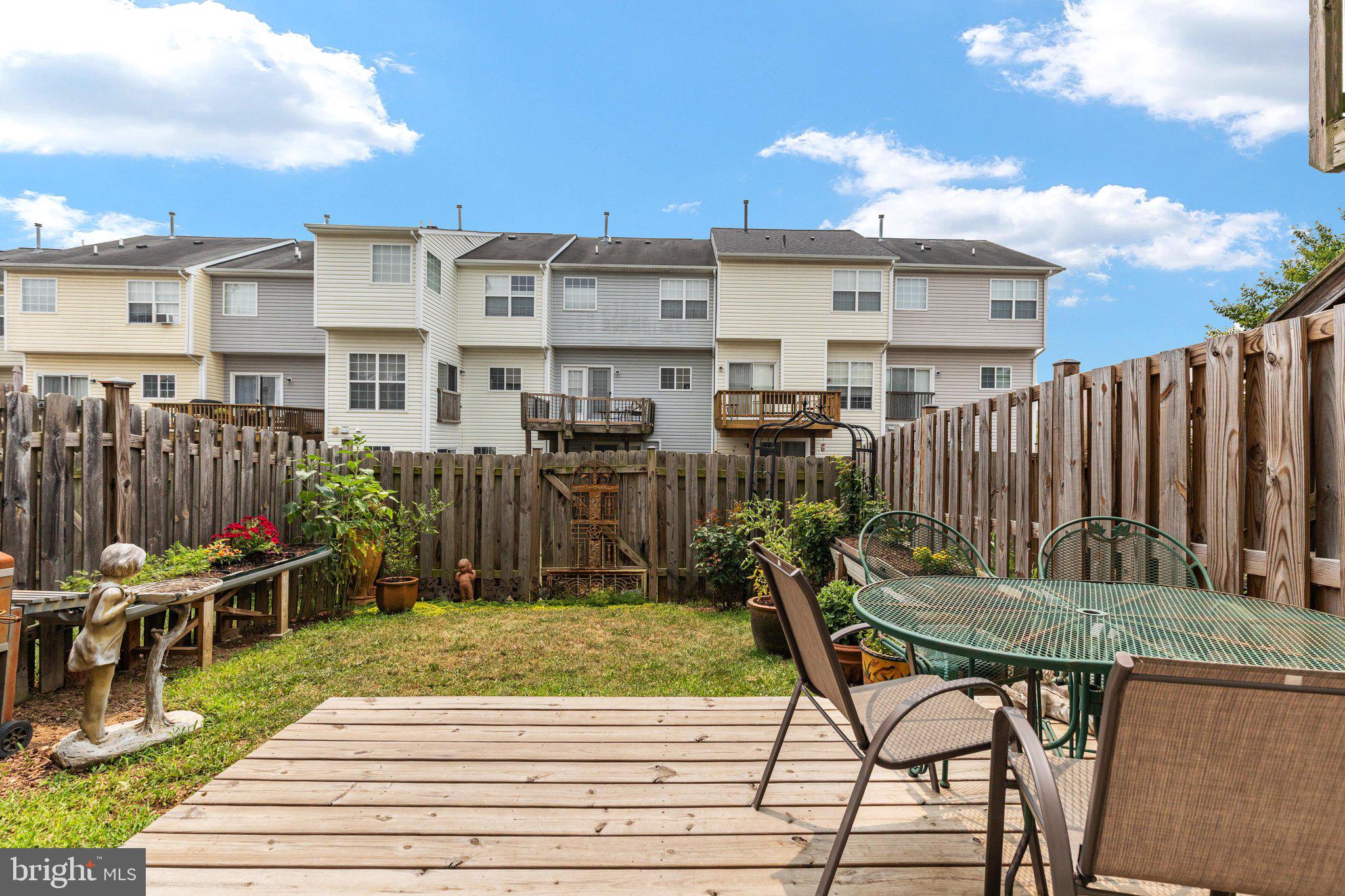 LEE'S RIDGE - Residential