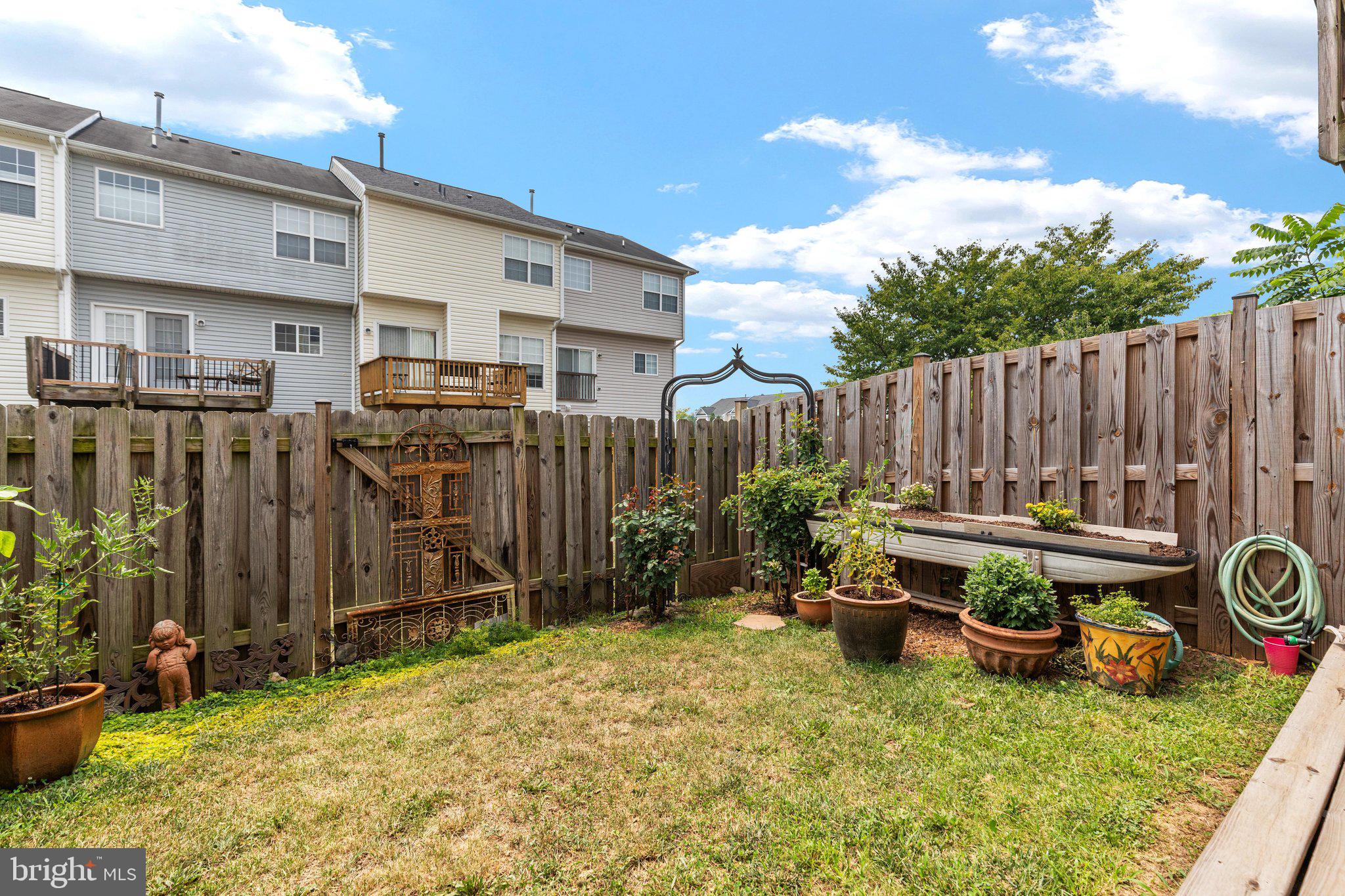 LEE'S RIDGE - Residential