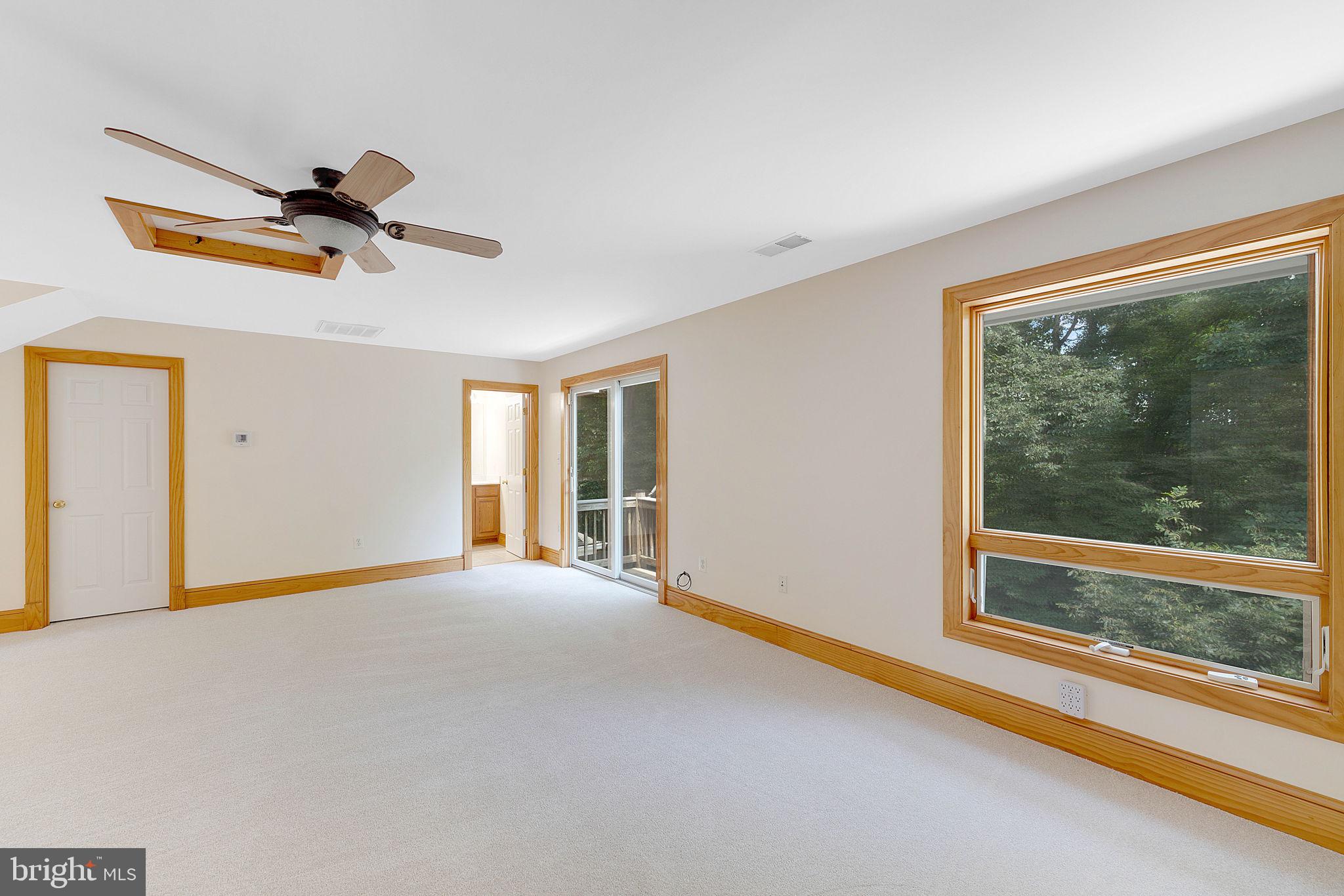 GOOSE CREEK FARMS - Commercial Sale