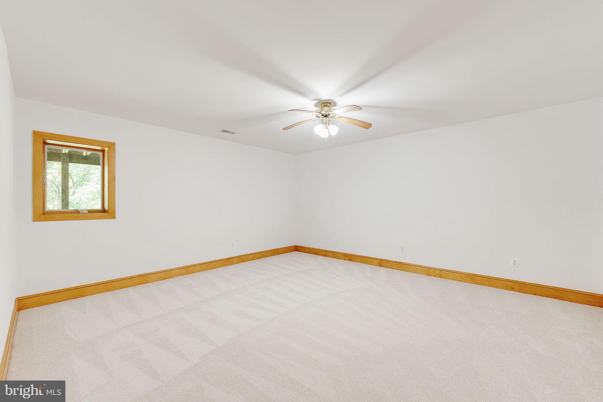 GOOSE CREEK FARMS - Commercial Sale