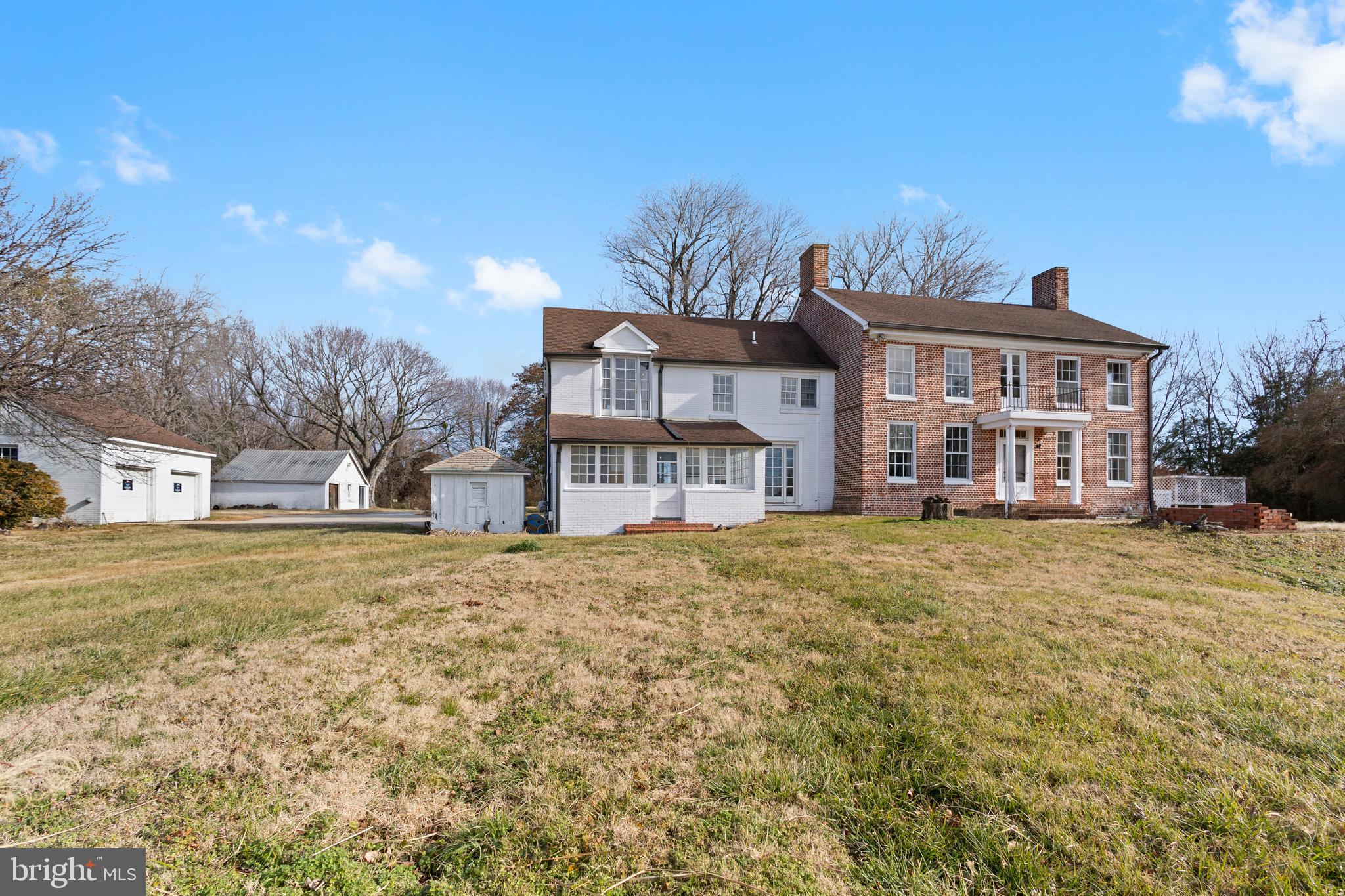 WOLF FARM - Residential