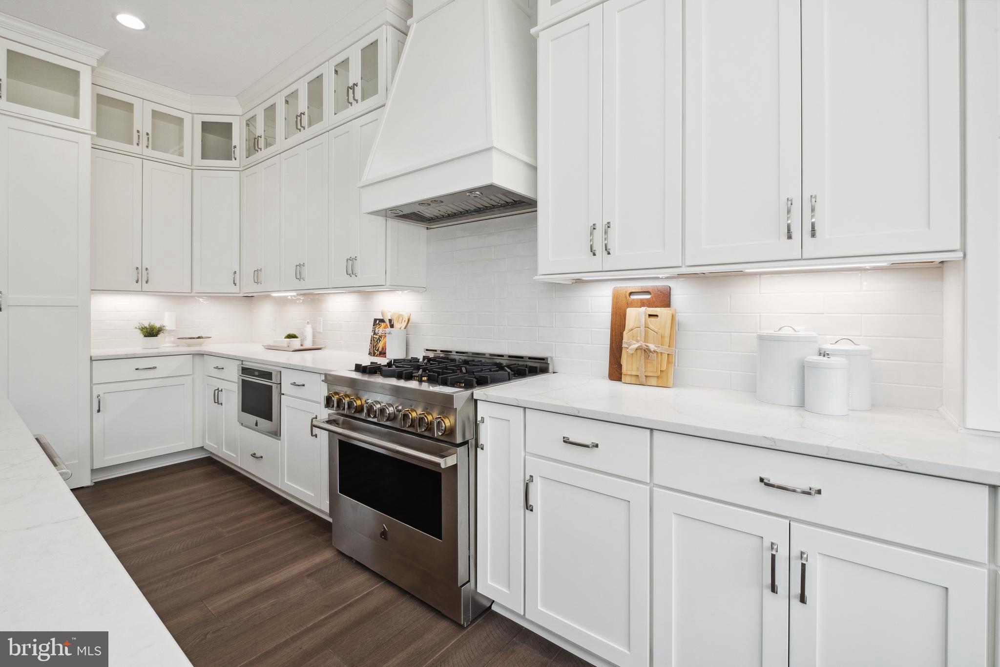 ENCLAVE AT GROVE - Residential