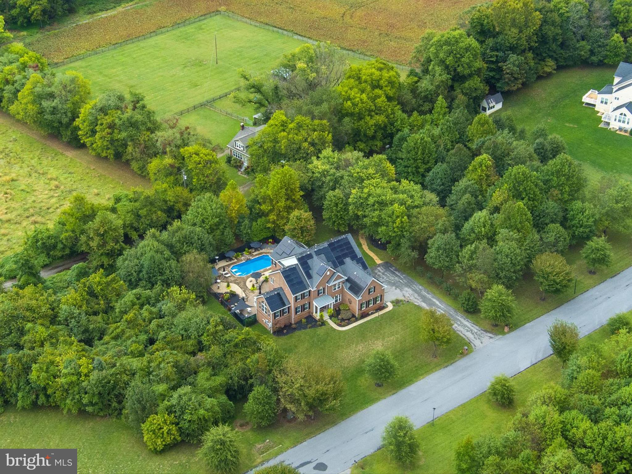STRATFORD ESTATES - Residential