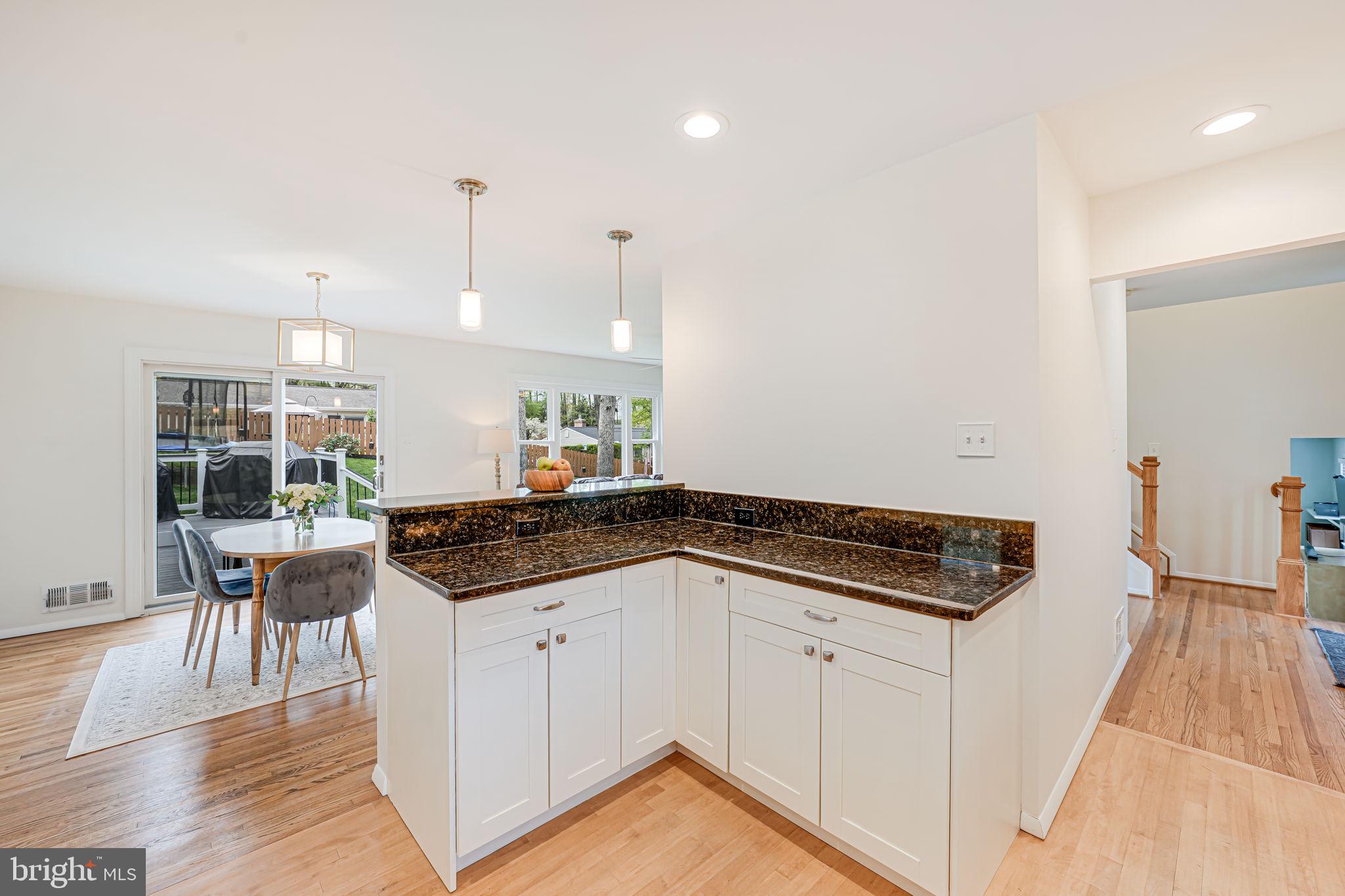 ROLLING VALLEY - Residential