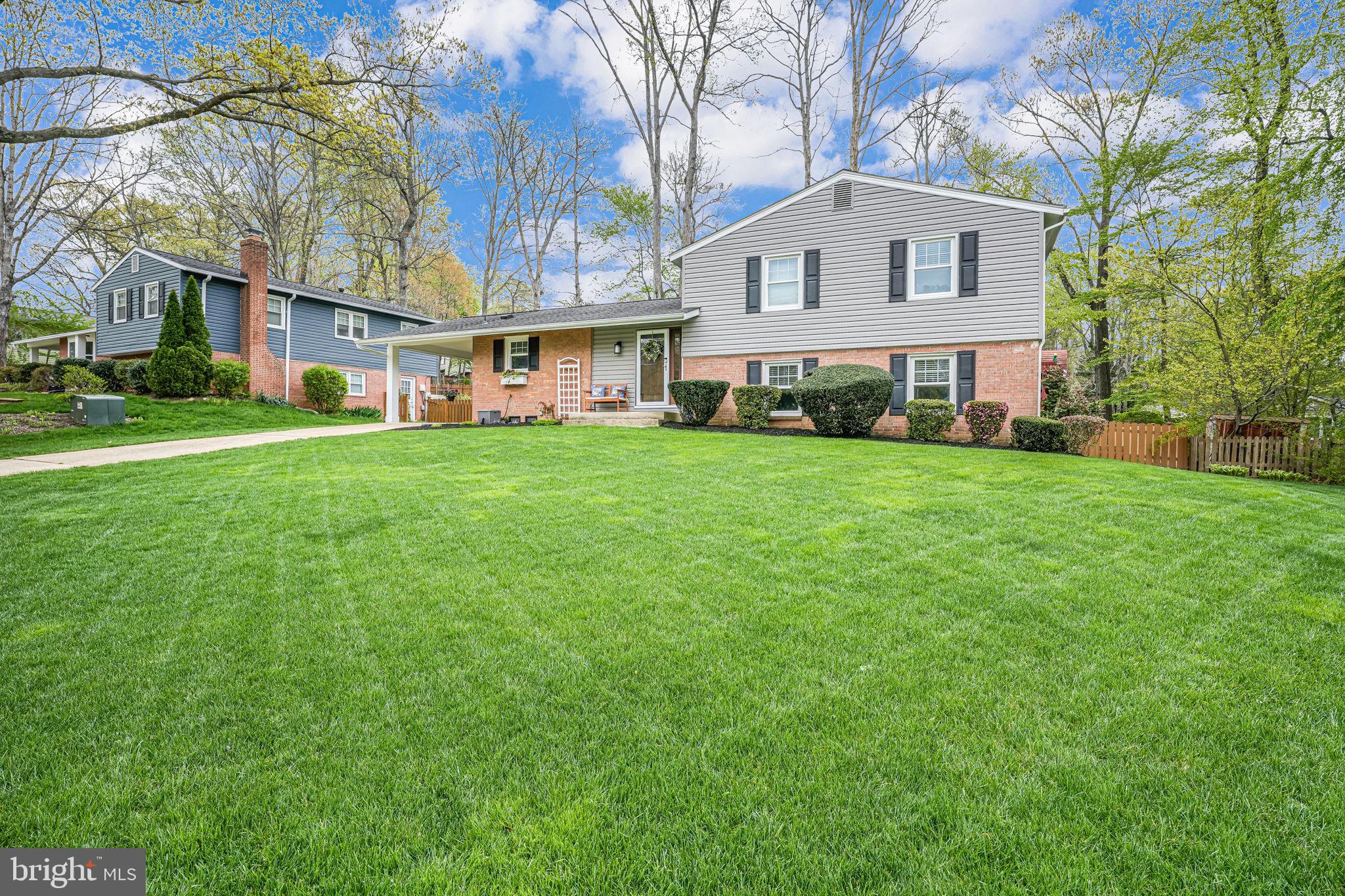 ROLLING VALLEY - Residential