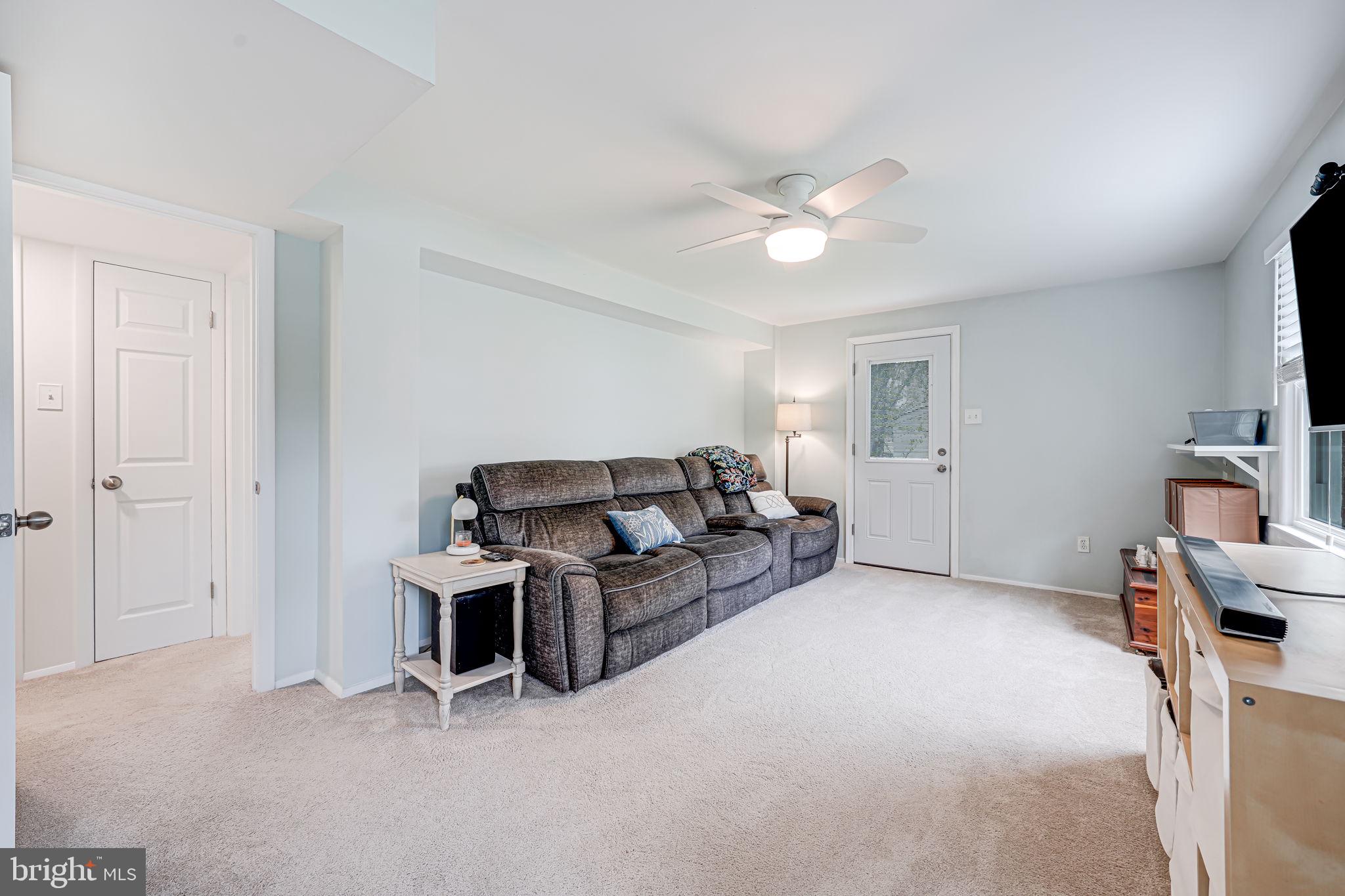 ROLLING VALLEY - Residential