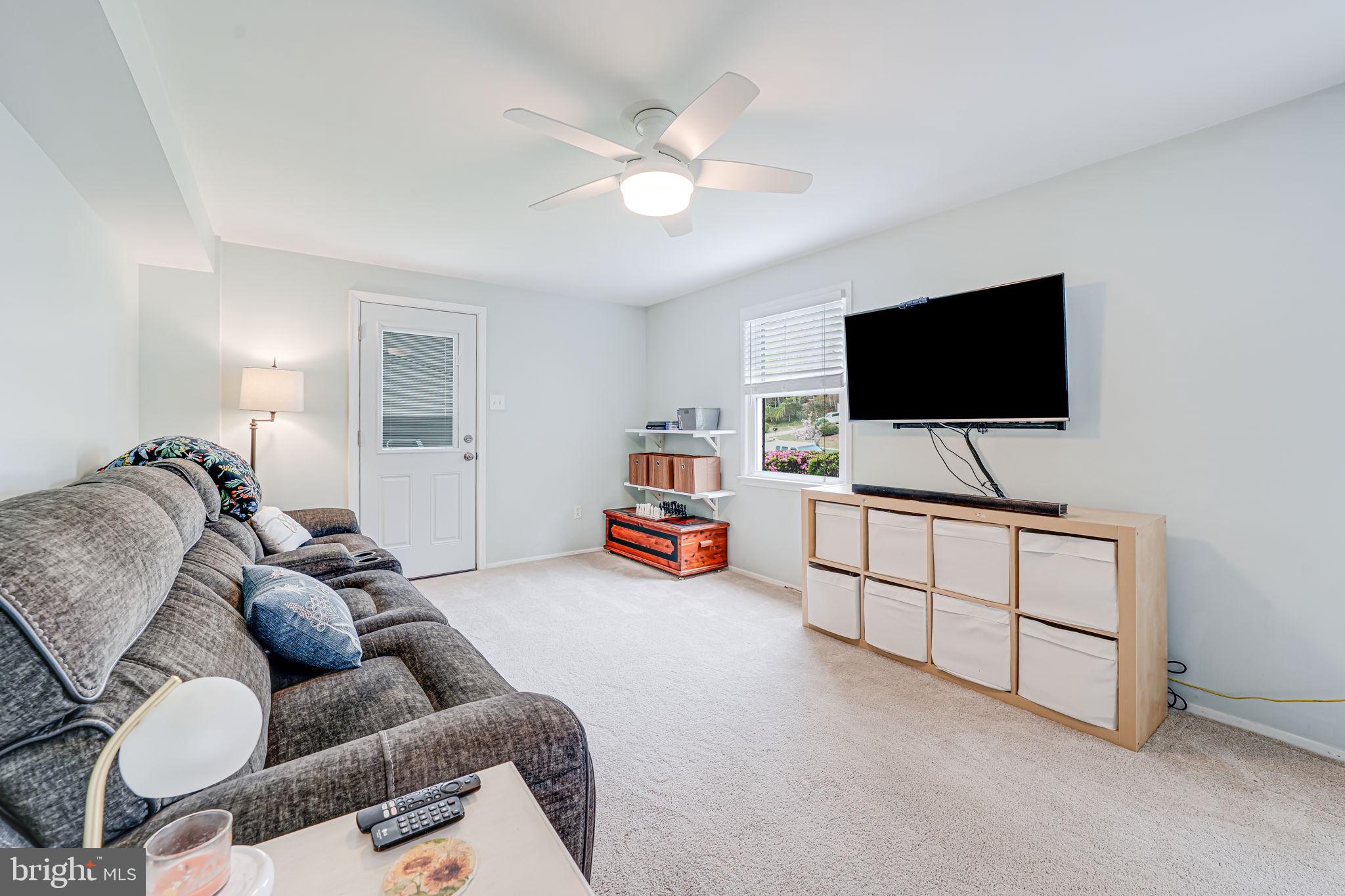 ROLLING VALLEY - Residential