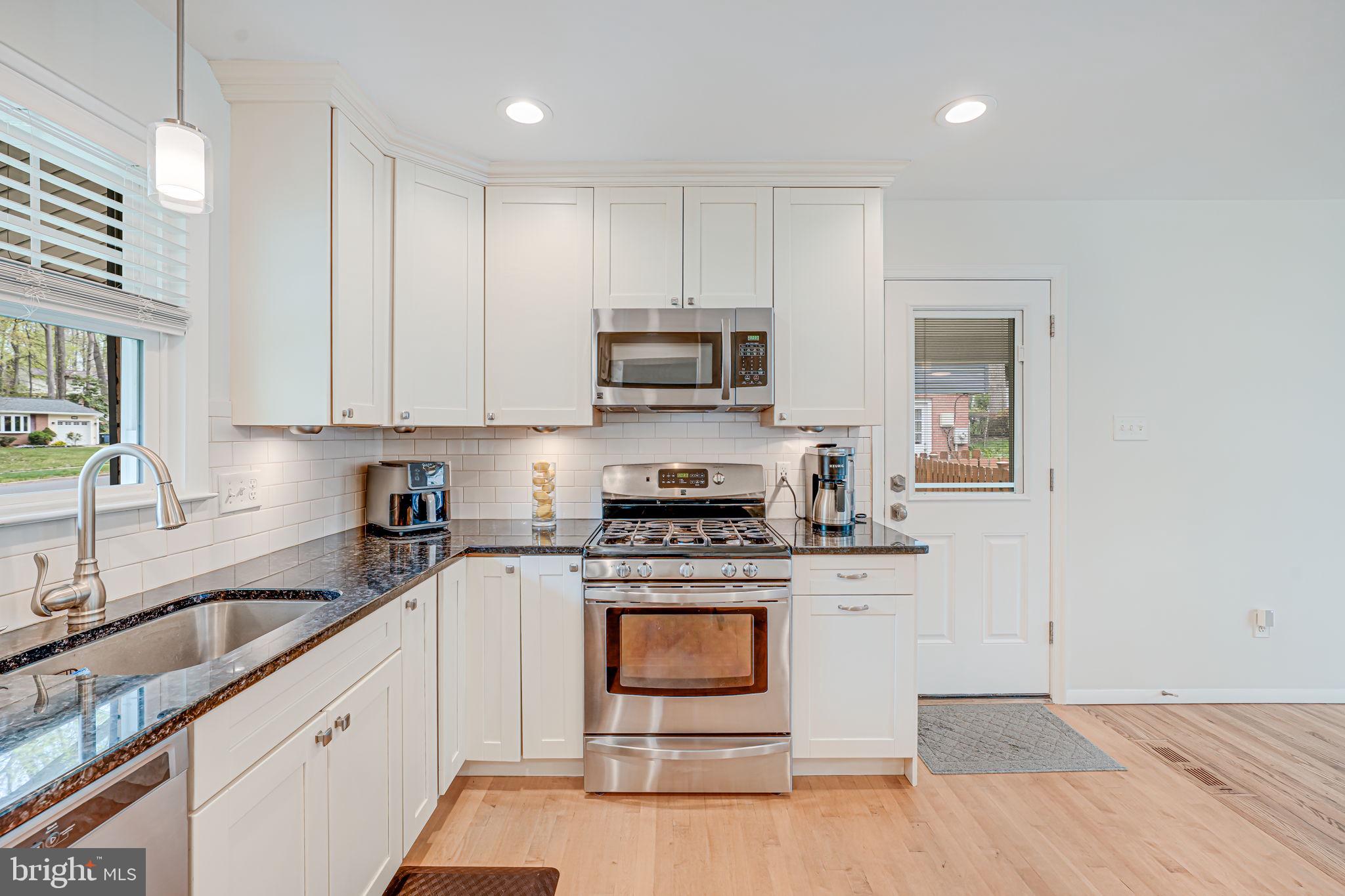 ROLLING VALLEY - Residential