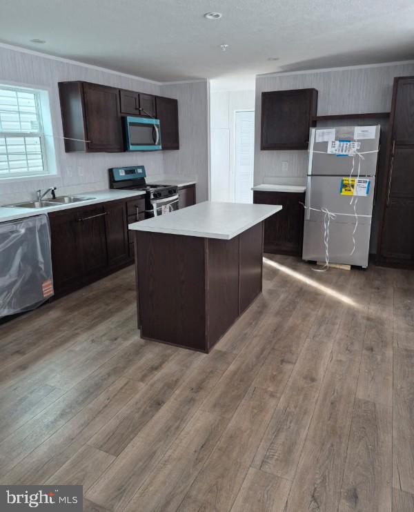 VILLAGE BROOK - Residential