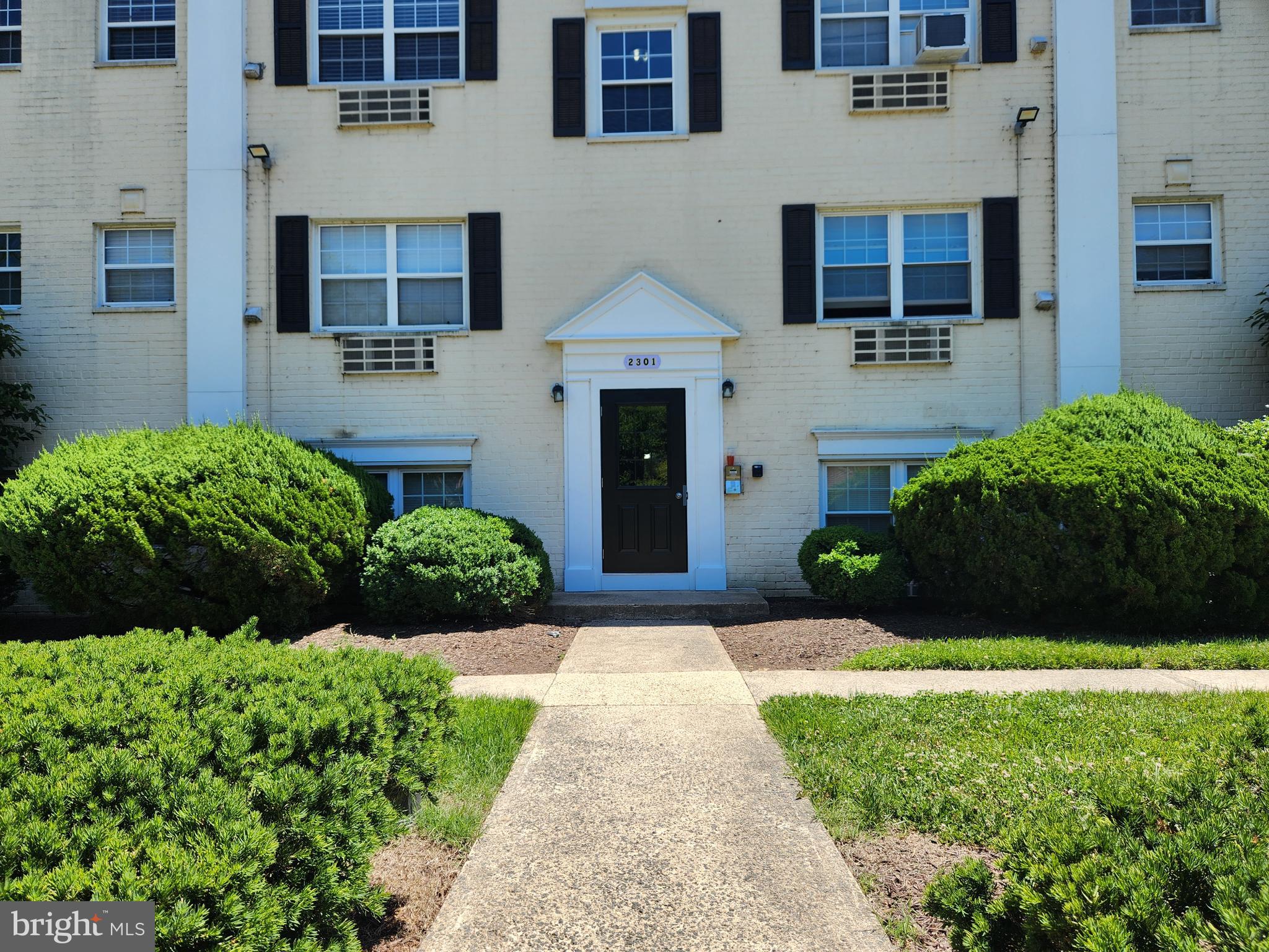 HUNTINGTON - Residential