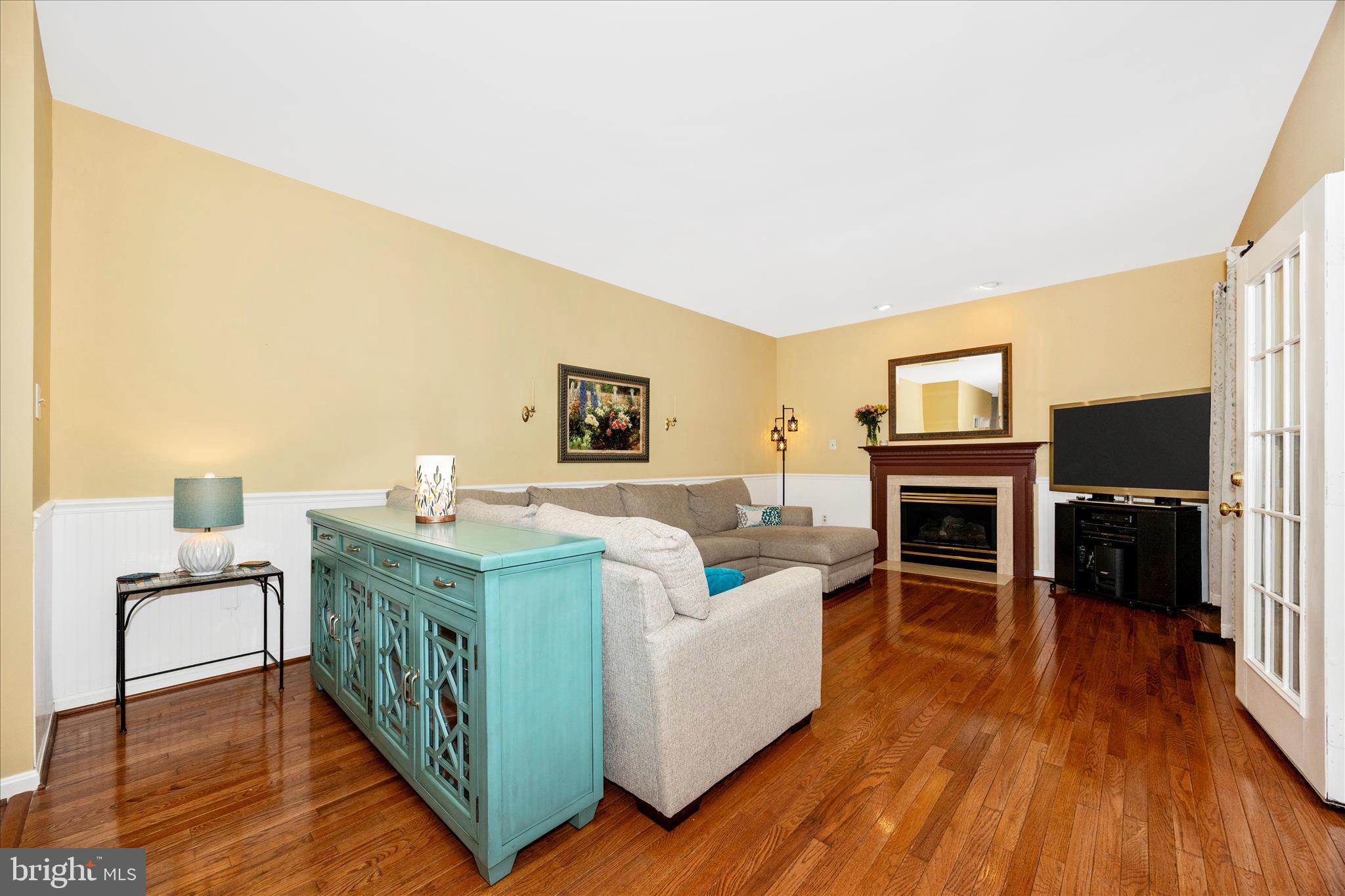 RIVER HILL - Residential