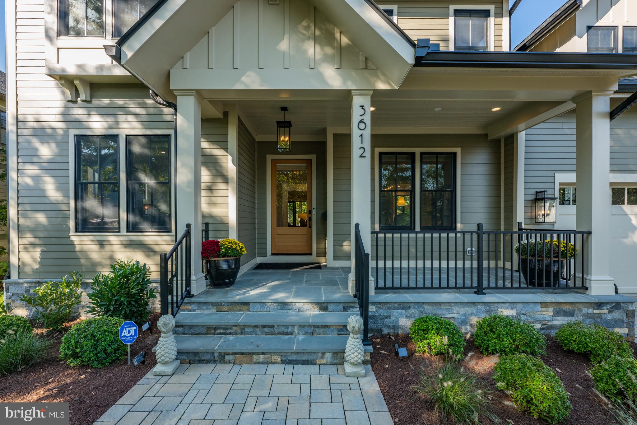 MINOR HILL - Residential