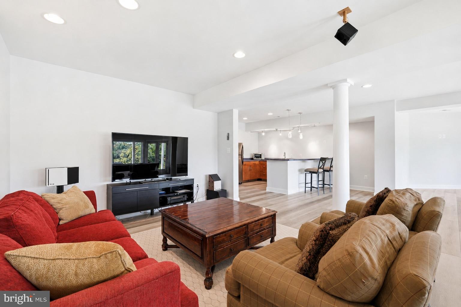 WHITNEYS LANDING - Residential