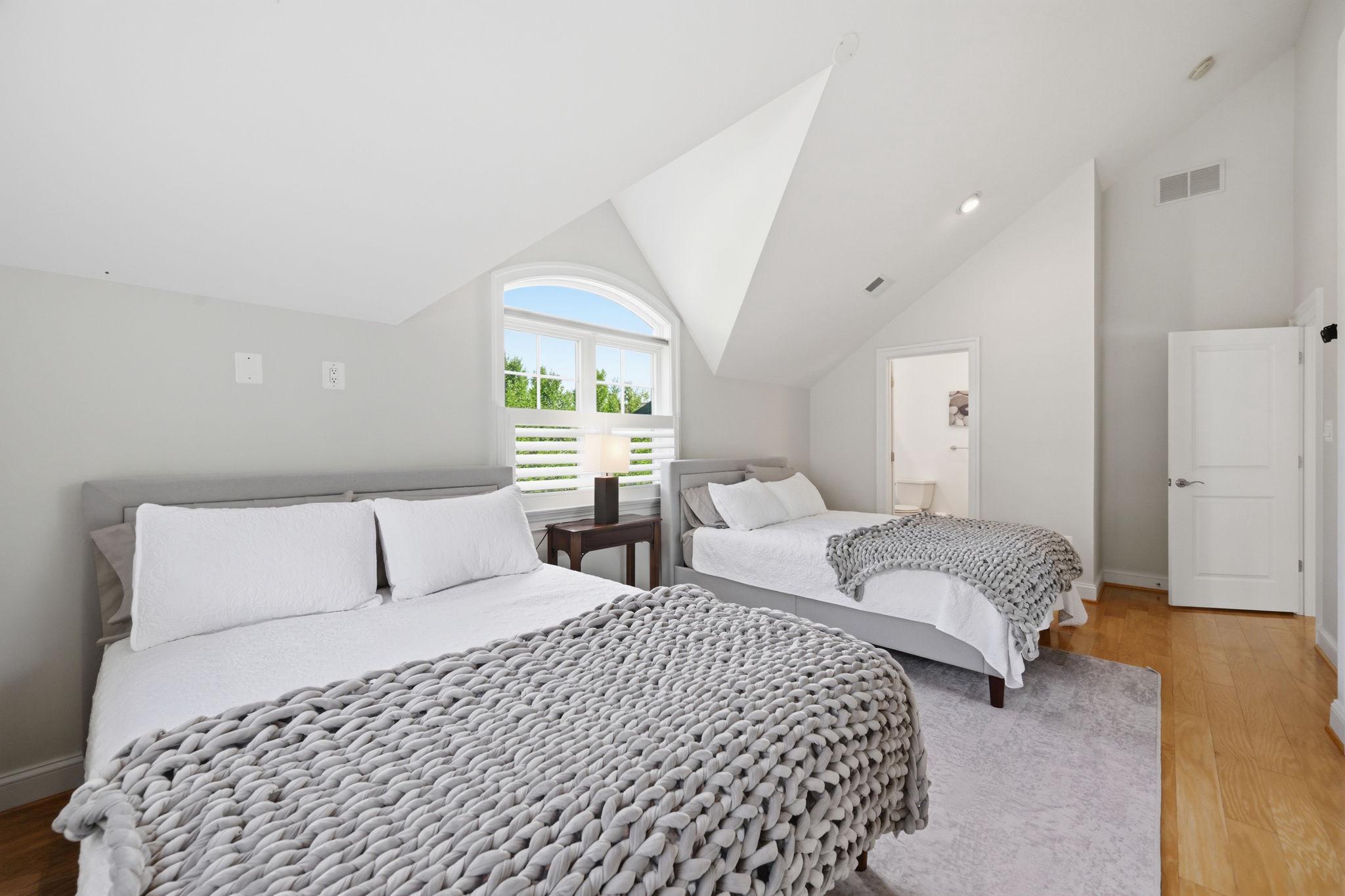 WHITNEYS LANDING - Residential