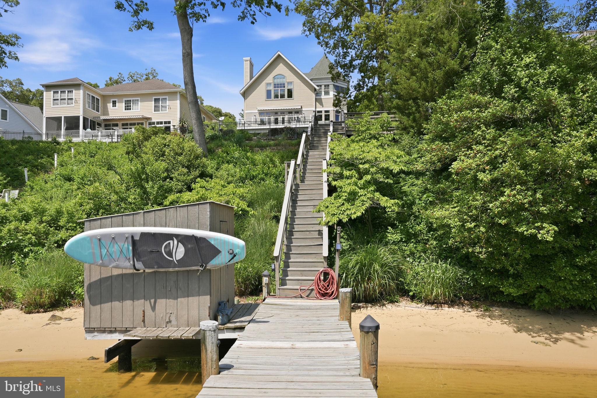 WHITNEYS LANDING - Residential