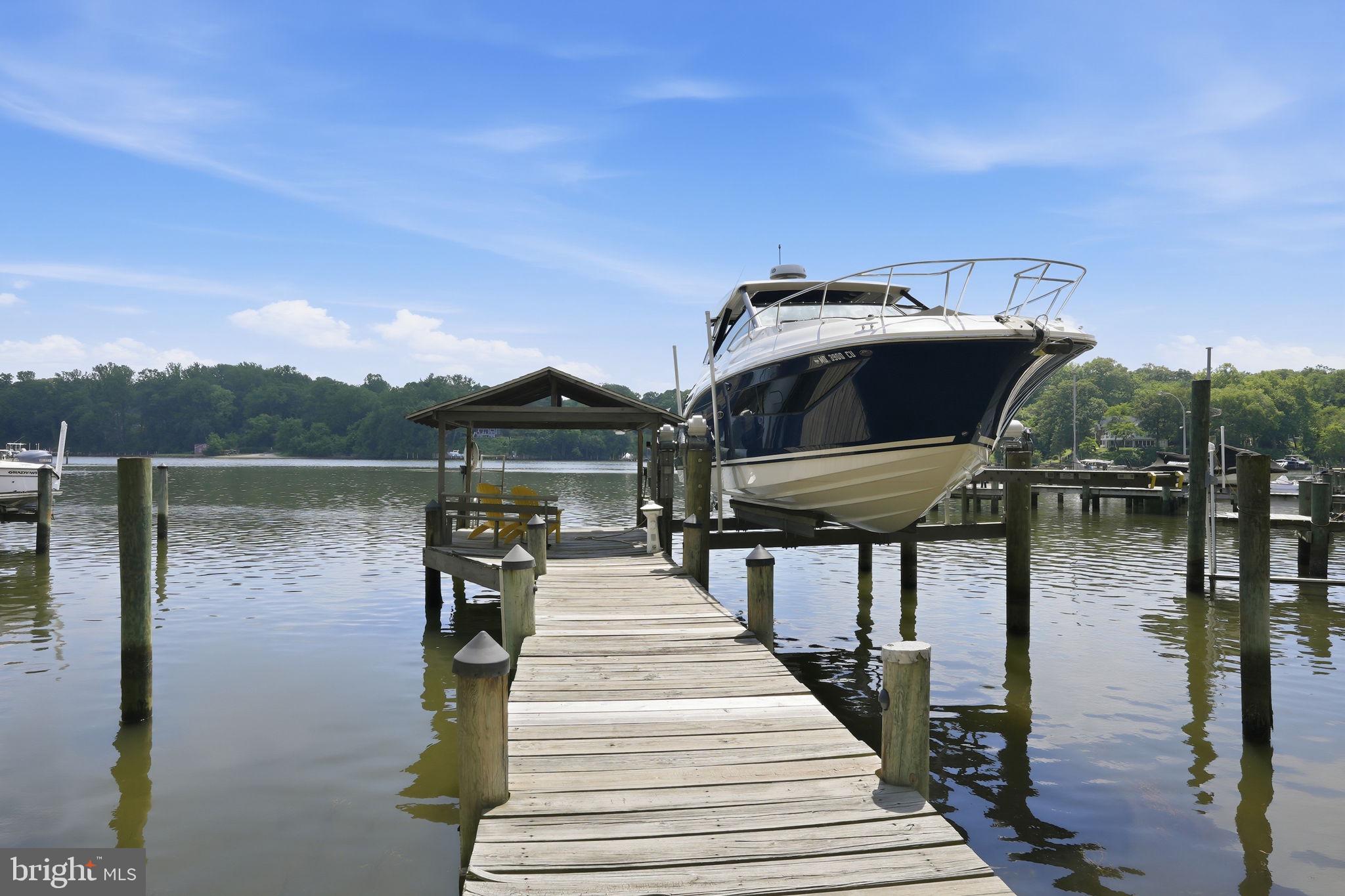 WHITNEYS LANDING - Residential